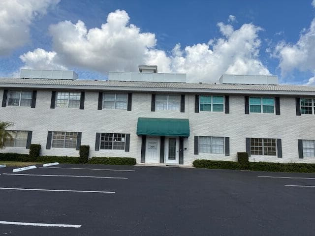 299 SW 7th Street 103, Boca Raton, FL 33432 — photo 2 of 25