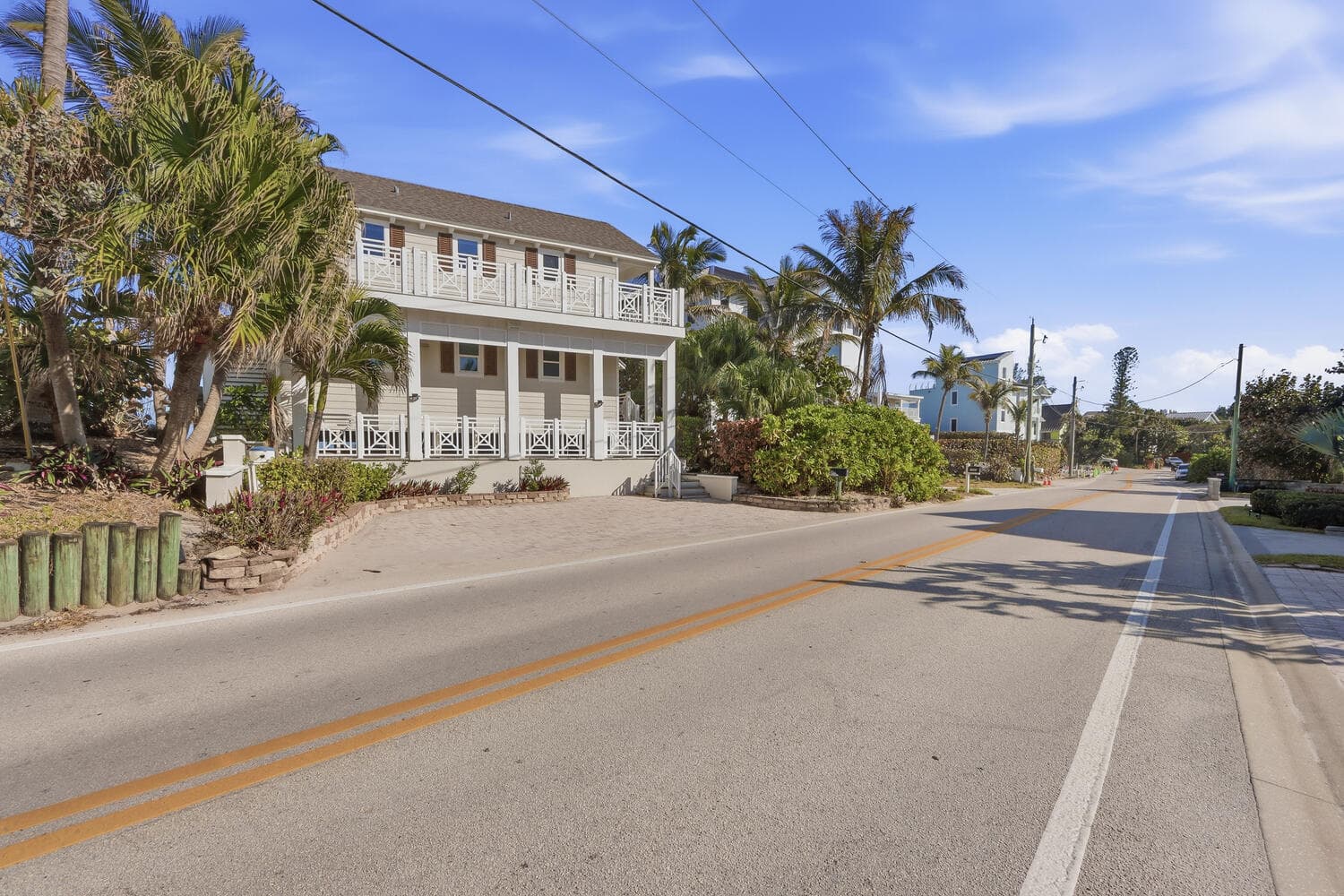 1031 SE Macarthur Boulevard, Stuart, FL 34996 — photo 5 of 73