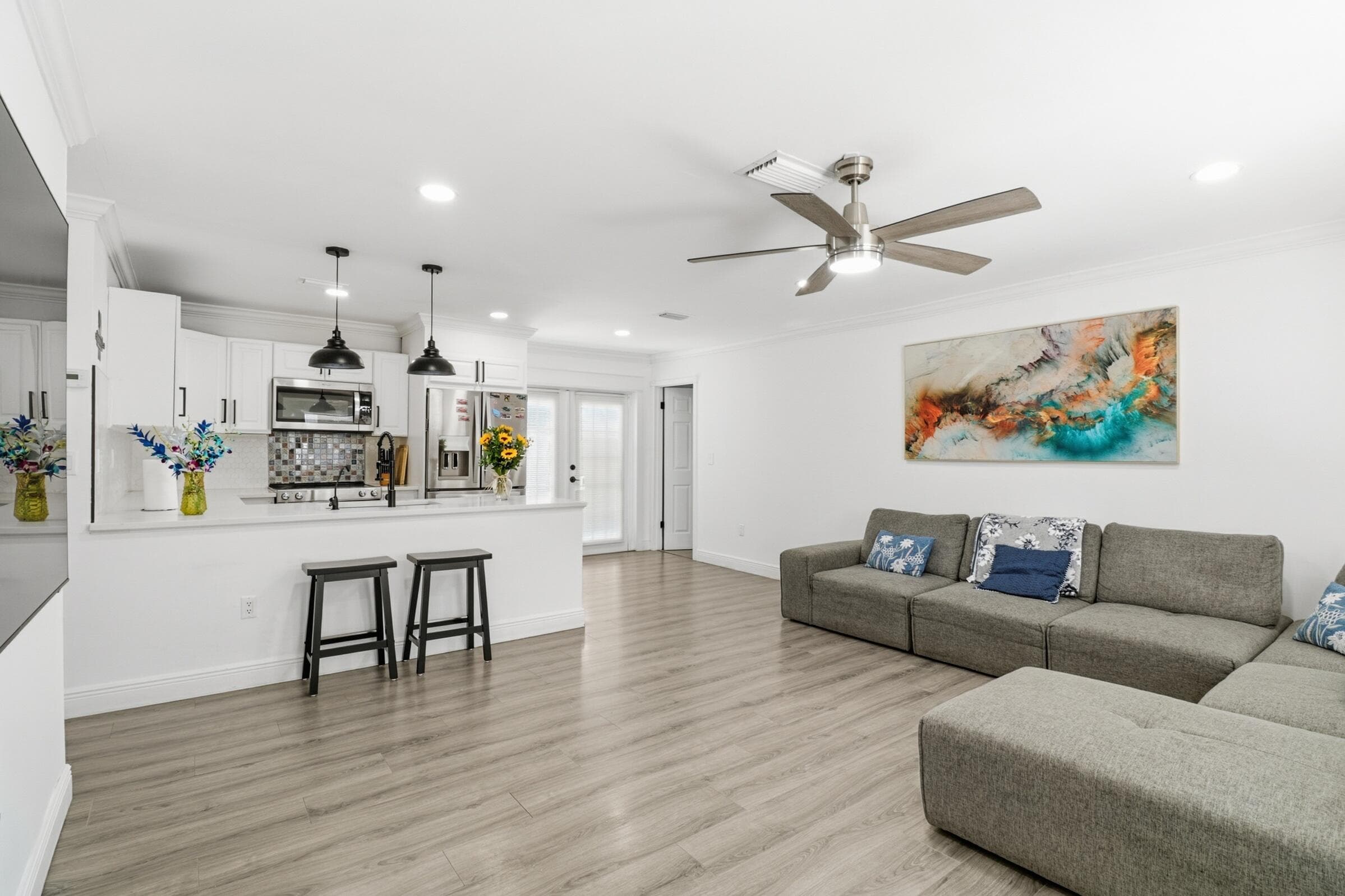 695 Dixie Lane, West Palm Beach, FL 33415 — photo 11 of 24