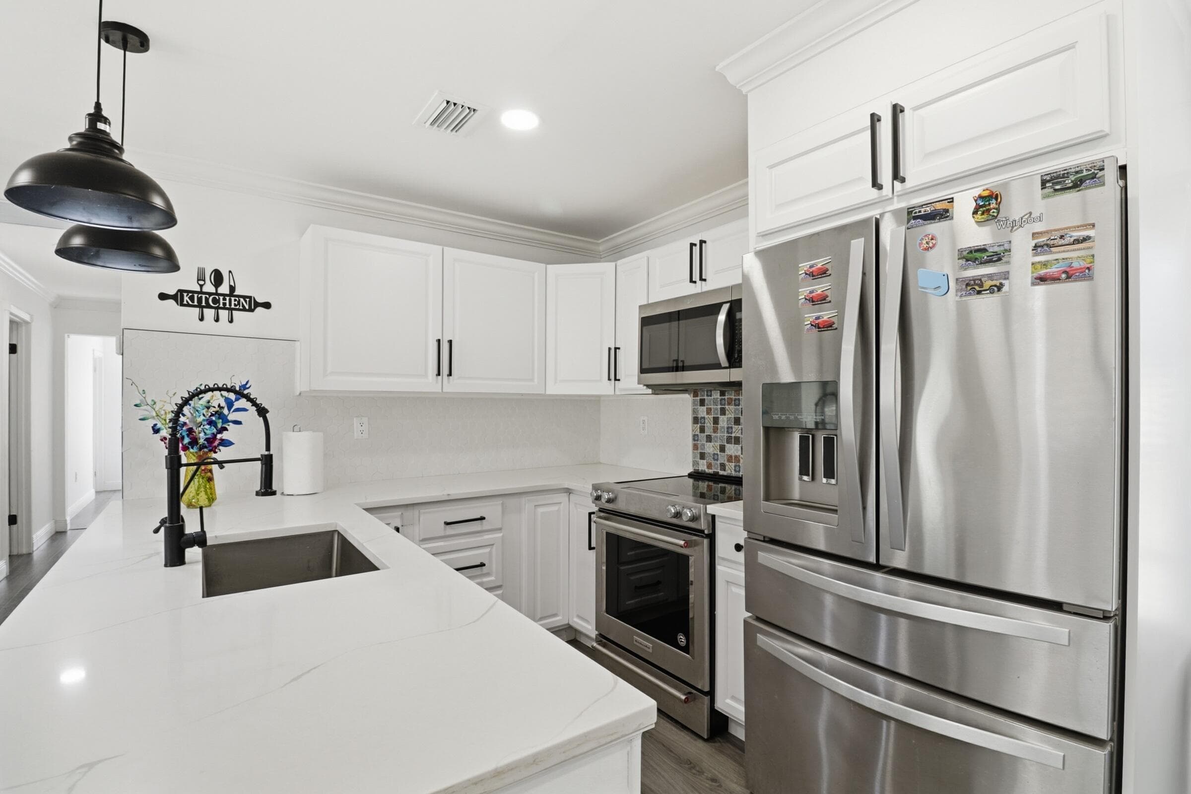 695 Dixie Lane, West Palm Beach, FL 33415 — photo 13 of 24