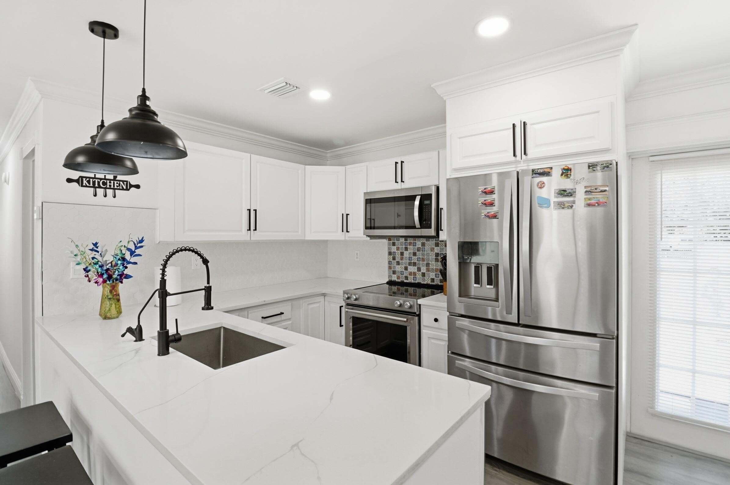 695 Dixie Lane, West Palm Beach, FL 33415 — photo 10 of 24