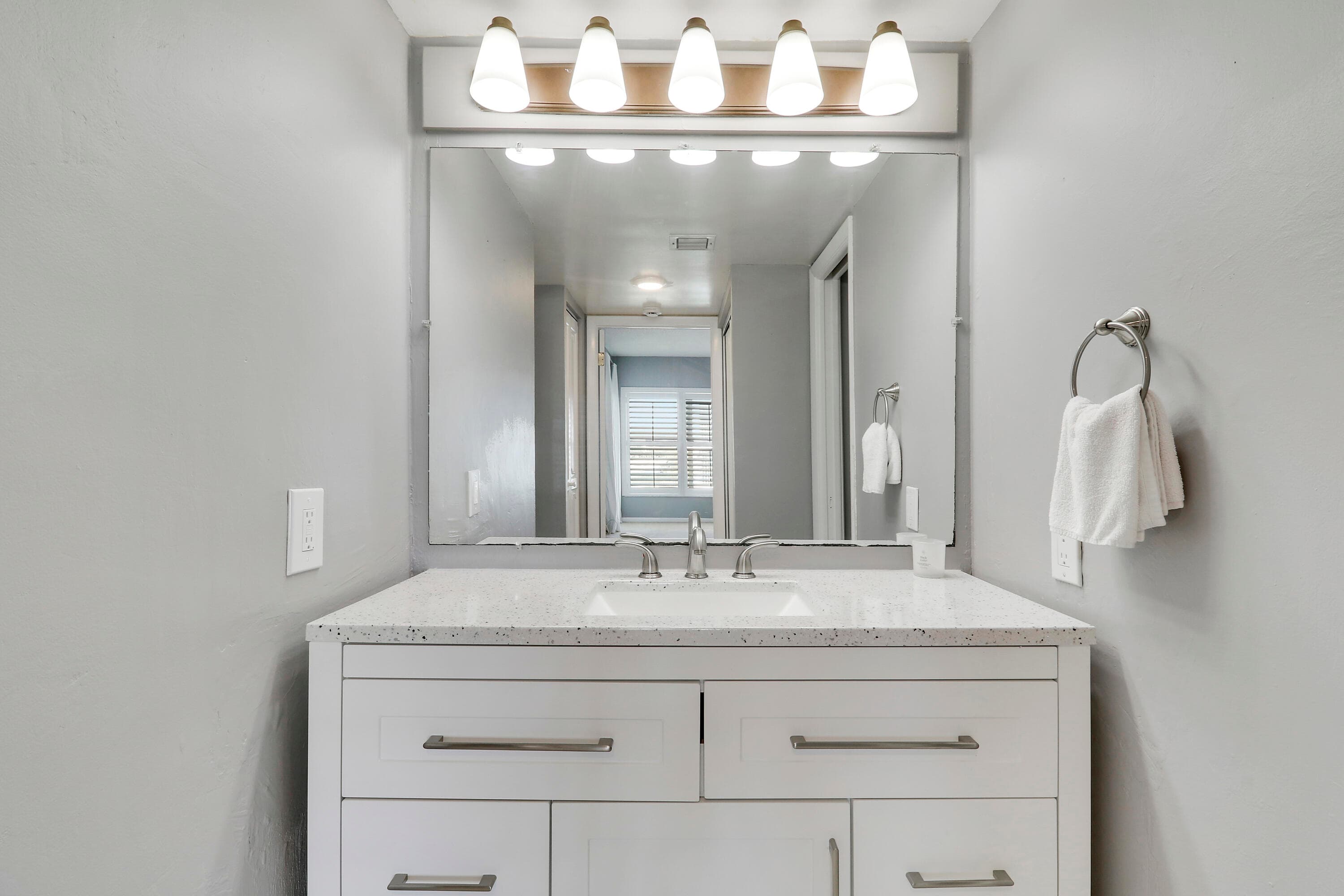 155 Yacht Club Drive 308, North Palm Beach, FL 33408 — photo 14 of 20