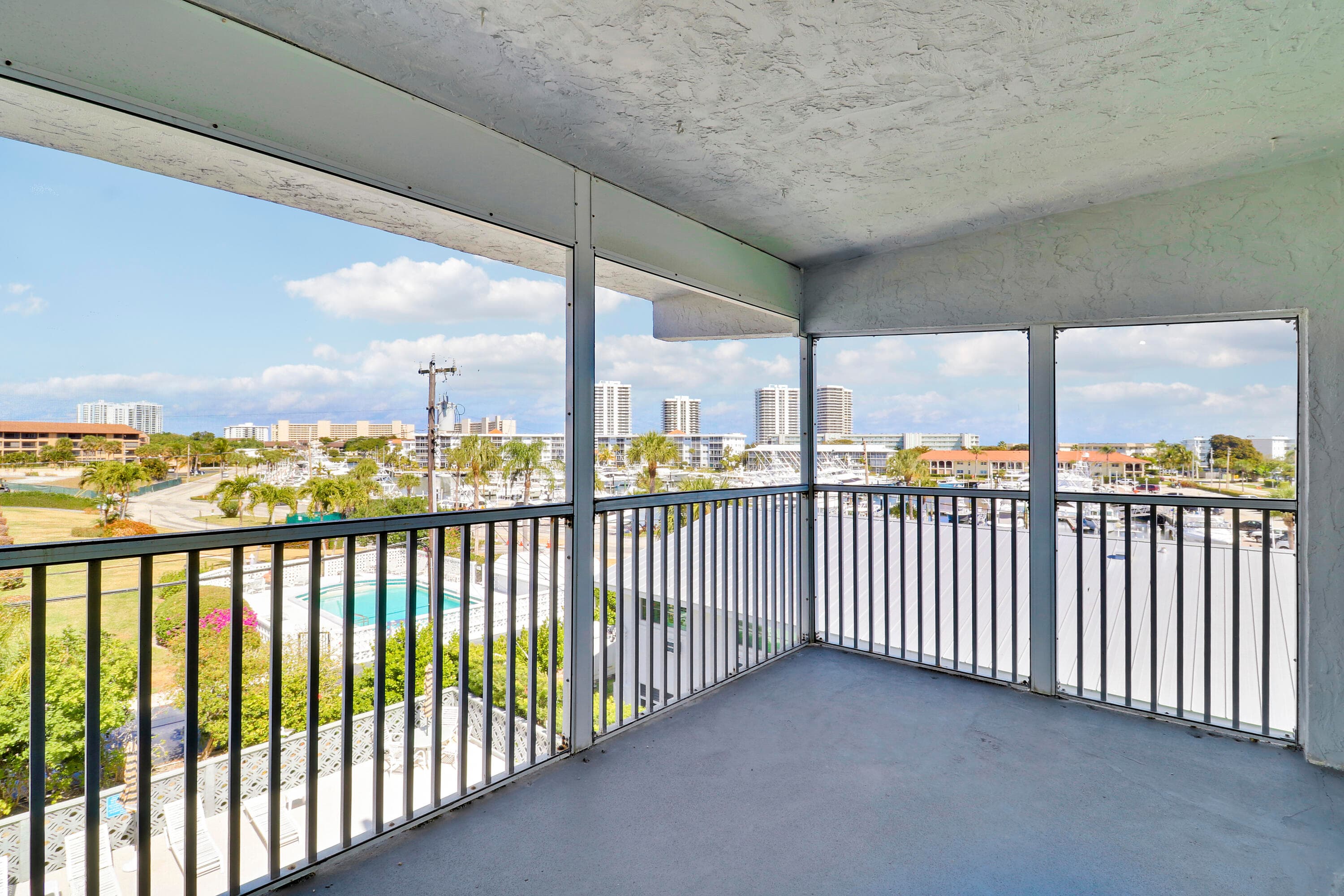 155 Yacht Club Drive 308, North Palm Beach, FL 33408 — photo 4 of 20