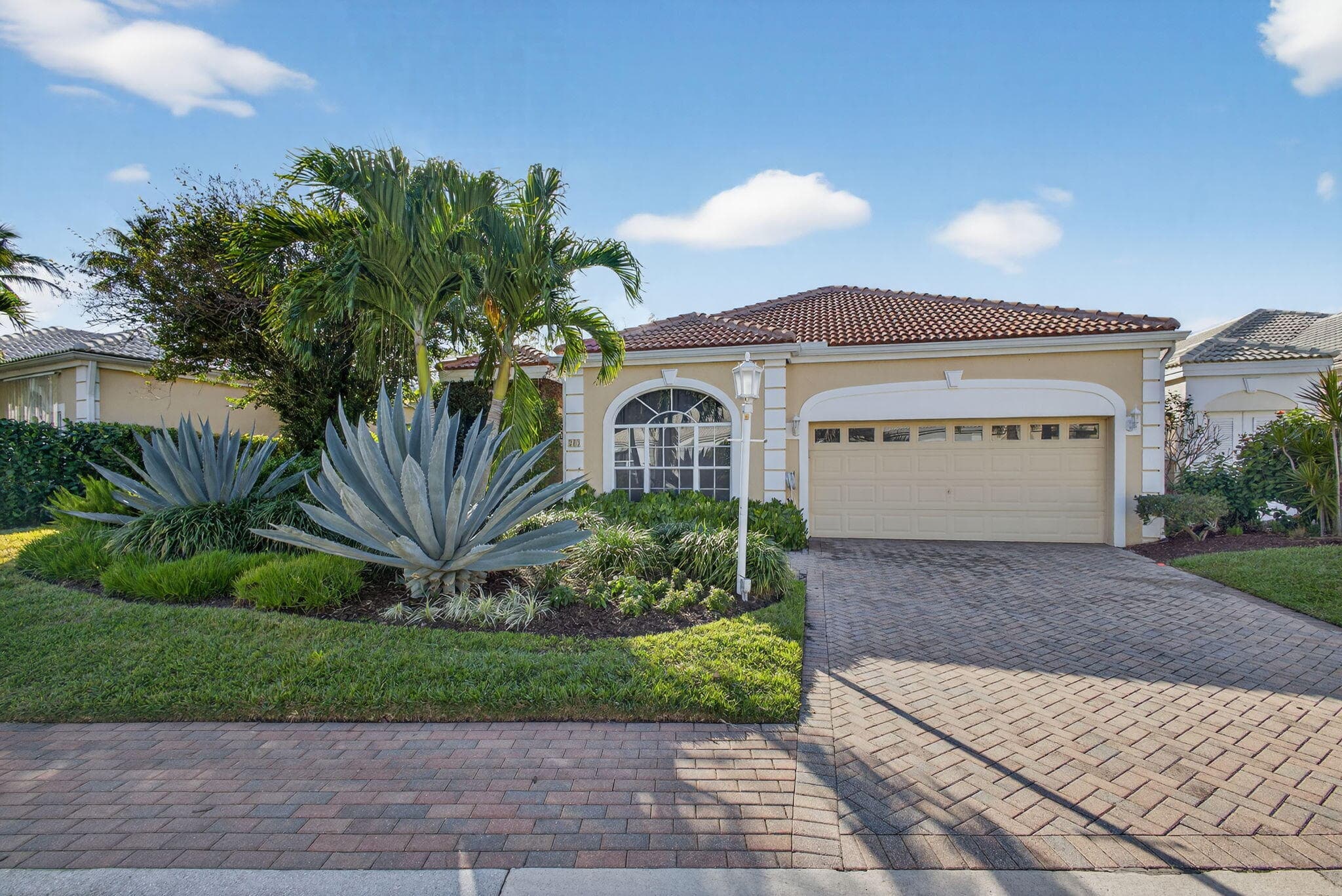 203 Coral Cay Terrace, Palm Beach Gardens, FL 33418 — photo 1 of 18