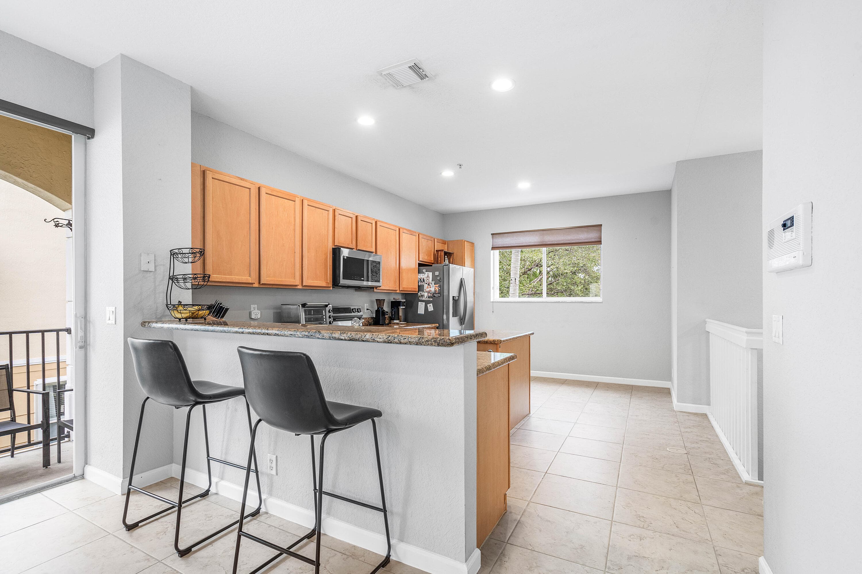 2897 S Greenleaf Circle, Boynton Beach, FL 33426 — photo 6 of 31