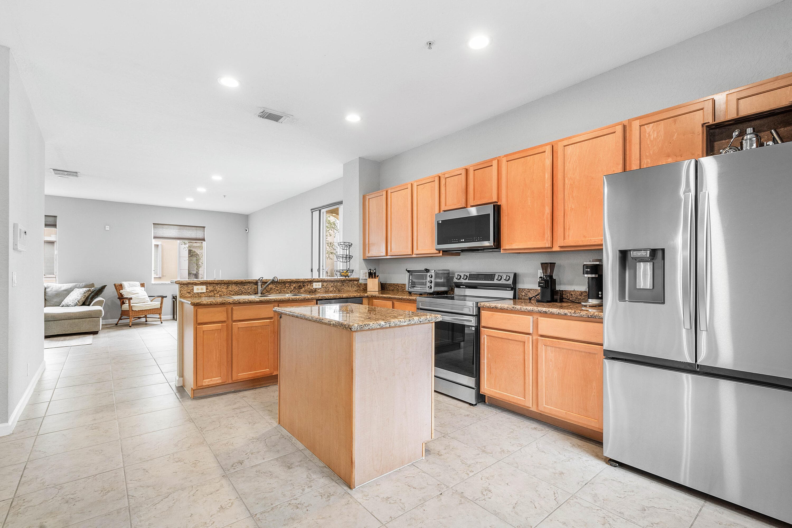2897 S Greenleaf Circle, Boynton Beach, FL 33426 — photo 9 of 31