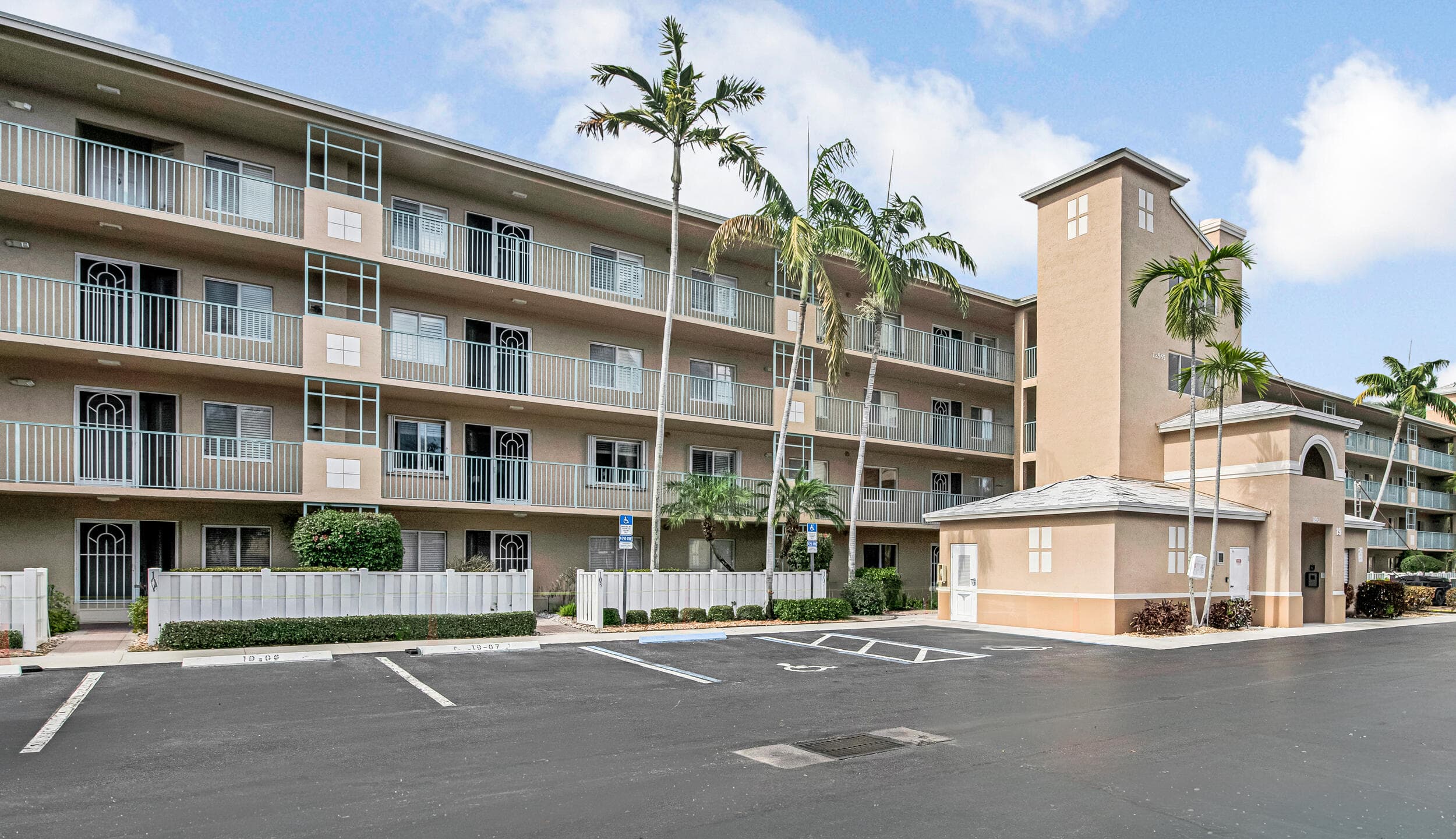 12565 Imperial Isle Drive 208, Boynton Beach, FL 33437 — photo 2 of 71