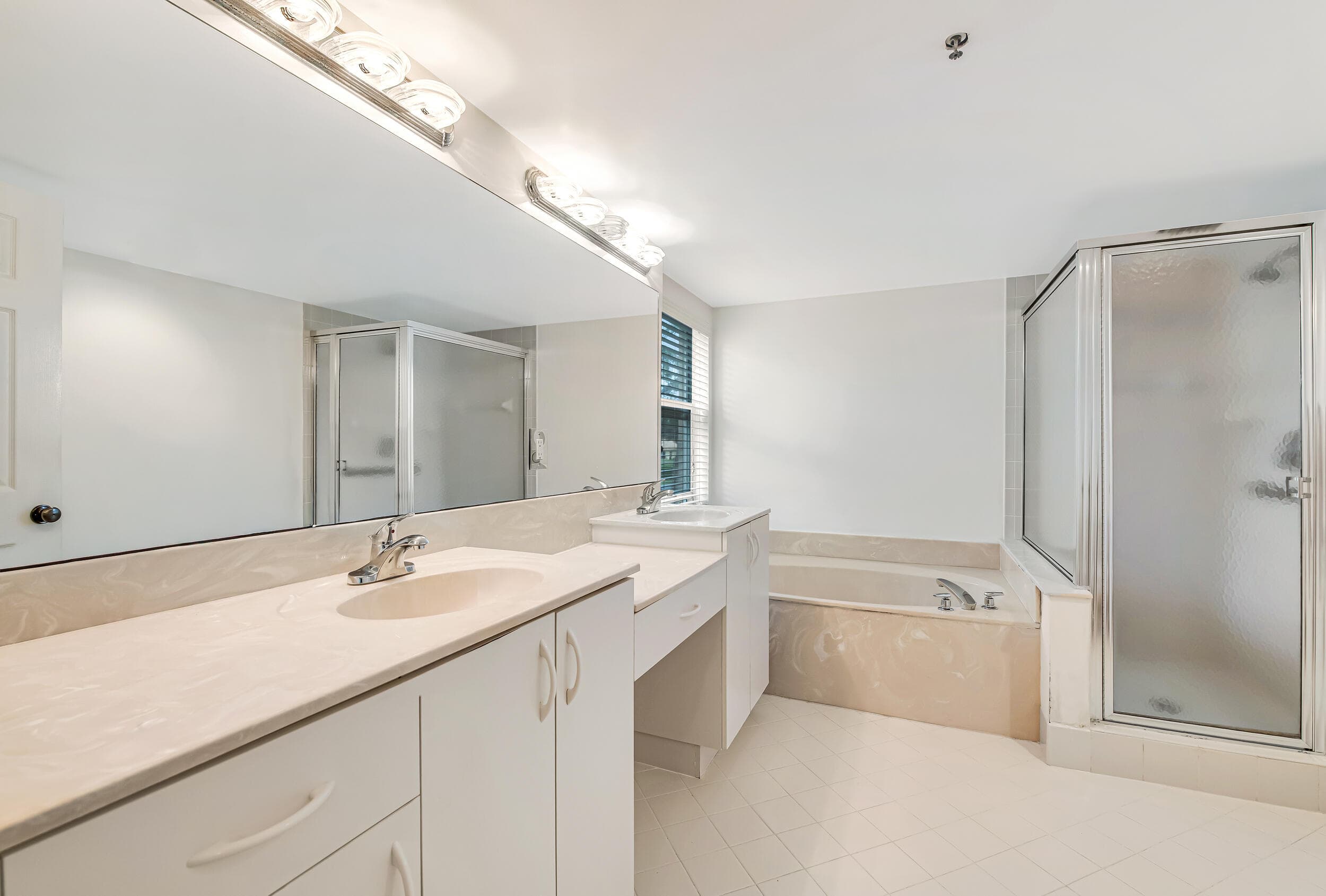 12565 Imperial Isle Drive 208, Boynton Beach, FL 33437 — photo 26 of 71