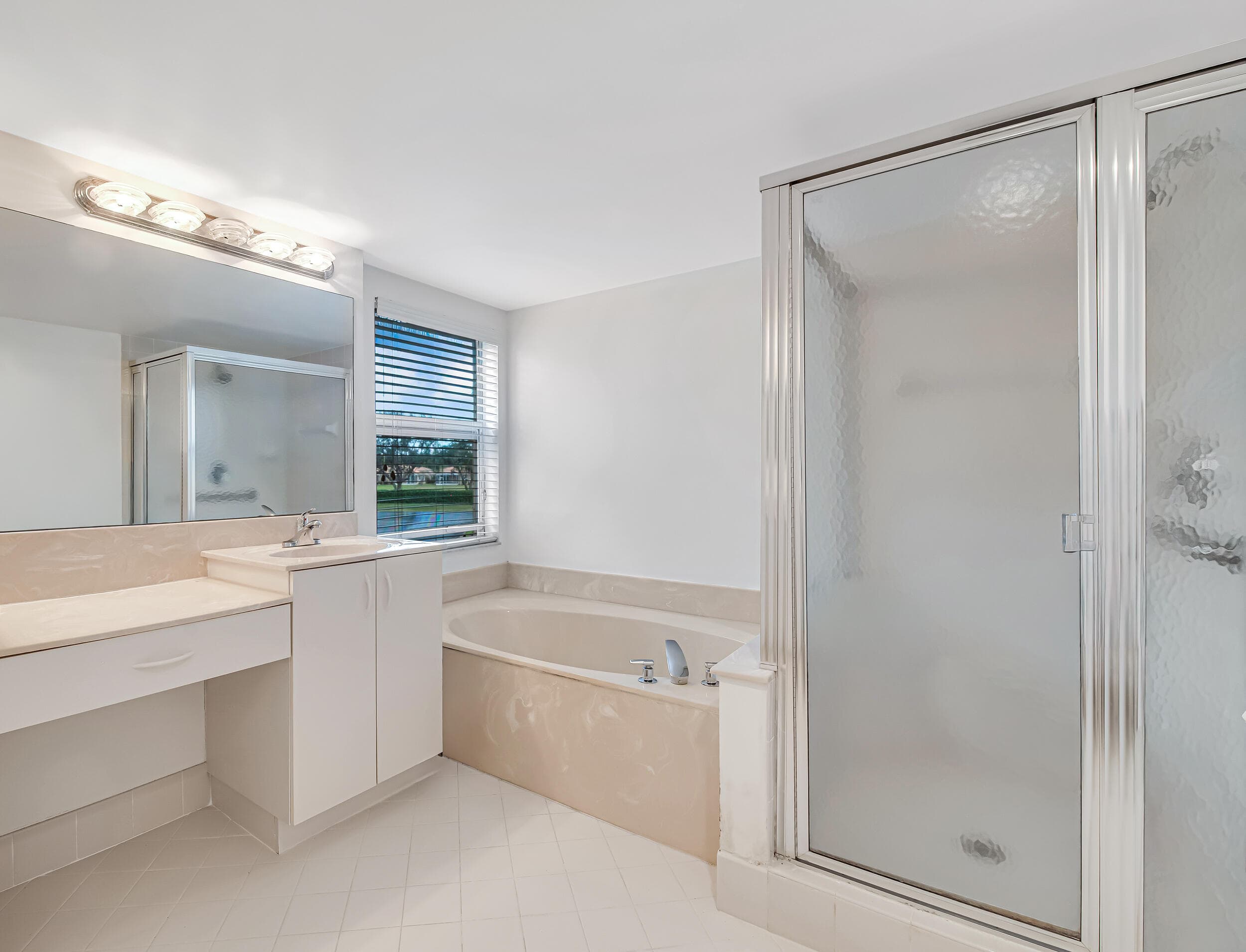 12565 Imperial Isle Drive 208, Boynton Beach, FL 33437 — photo 29 of 71