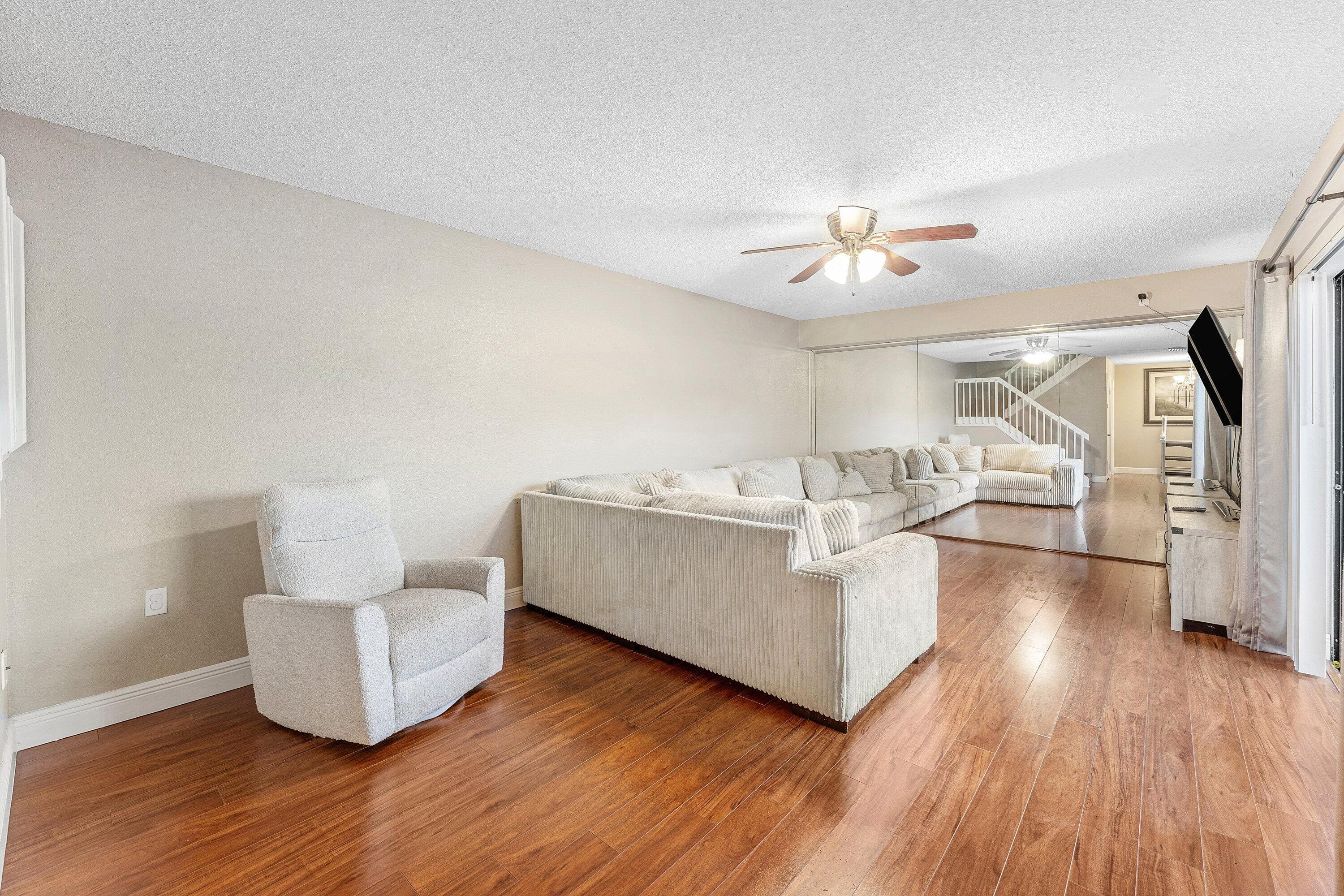 4124 41st Way, West Palm Beach, FL 33407 — photo 9 of 34
