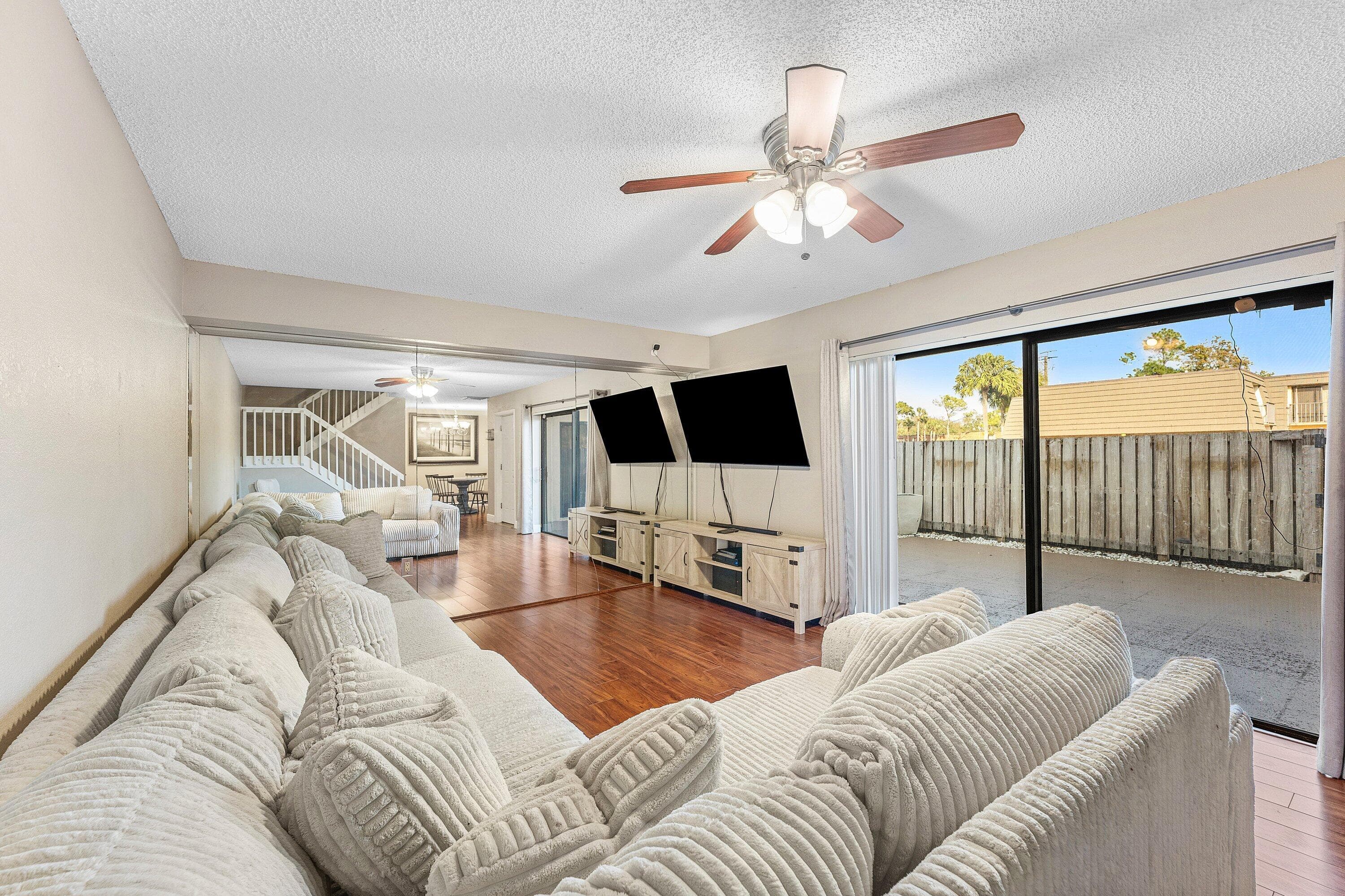 4124 41st Way, West Palm Beach, FL 33407 — photo 32 of 34