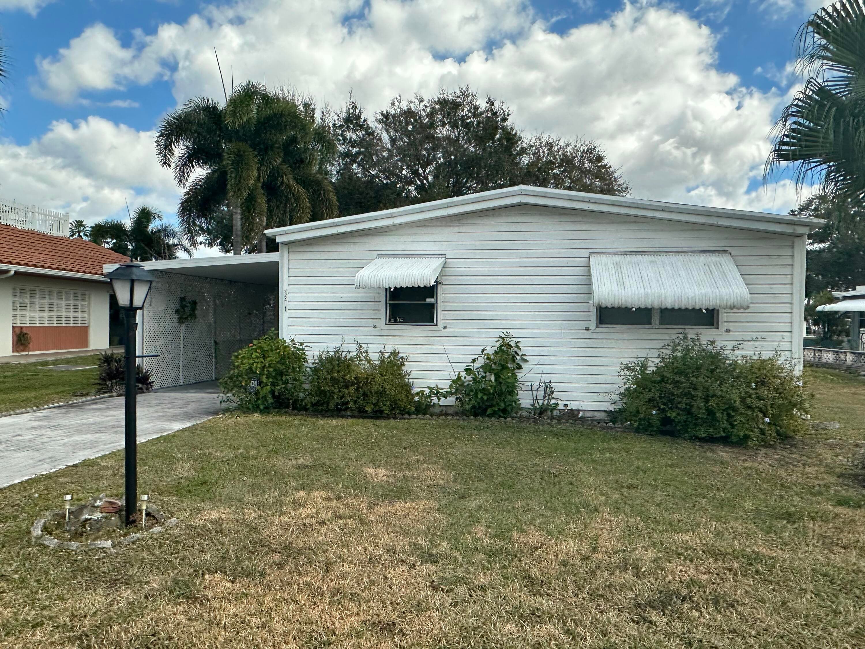 8261 E Club Road, Boca Raton, FL 33433 — photo 2 of 32