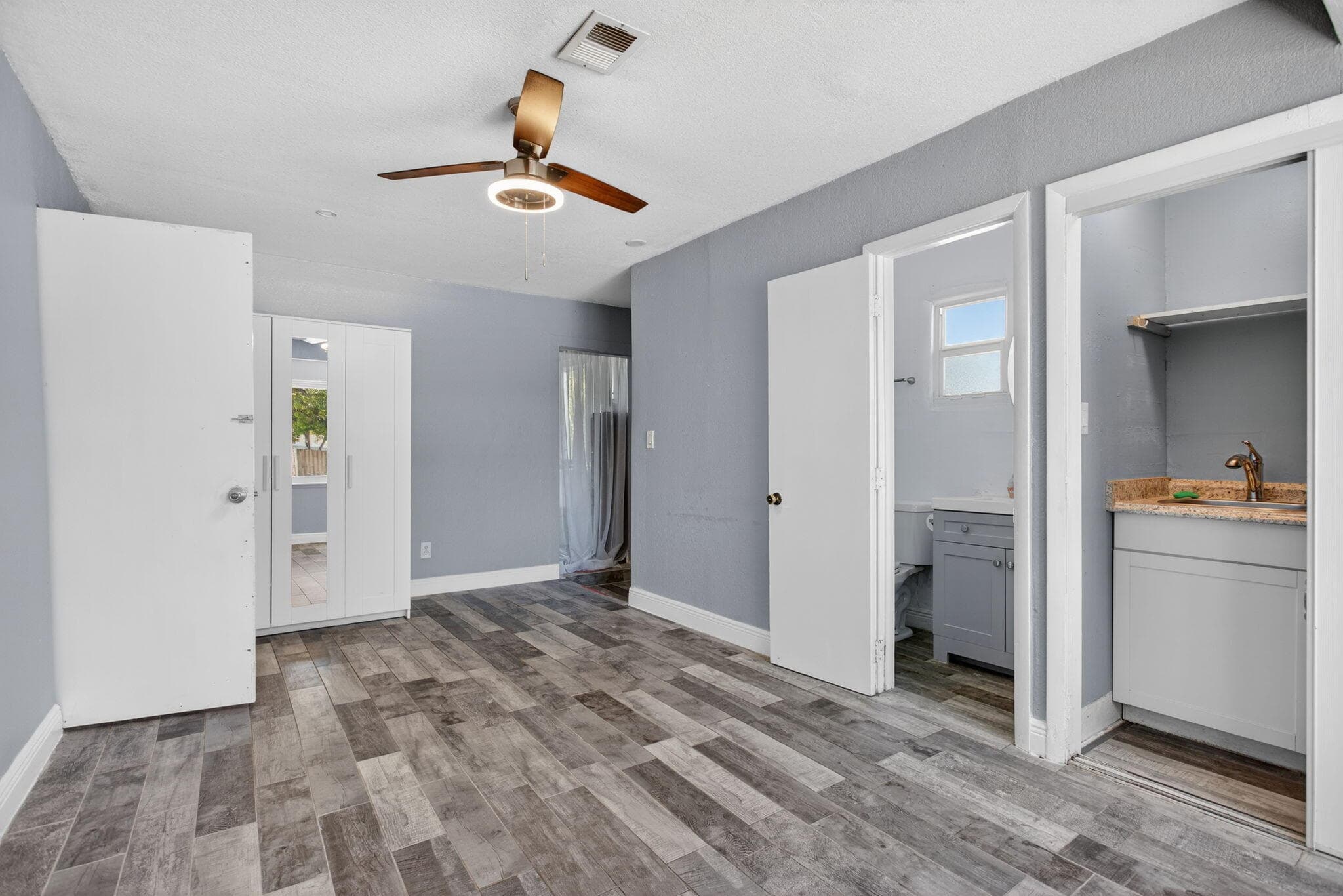 2811 NE 9th Terrace, Pompano Beach, FL 33064 — photo 25 of 39