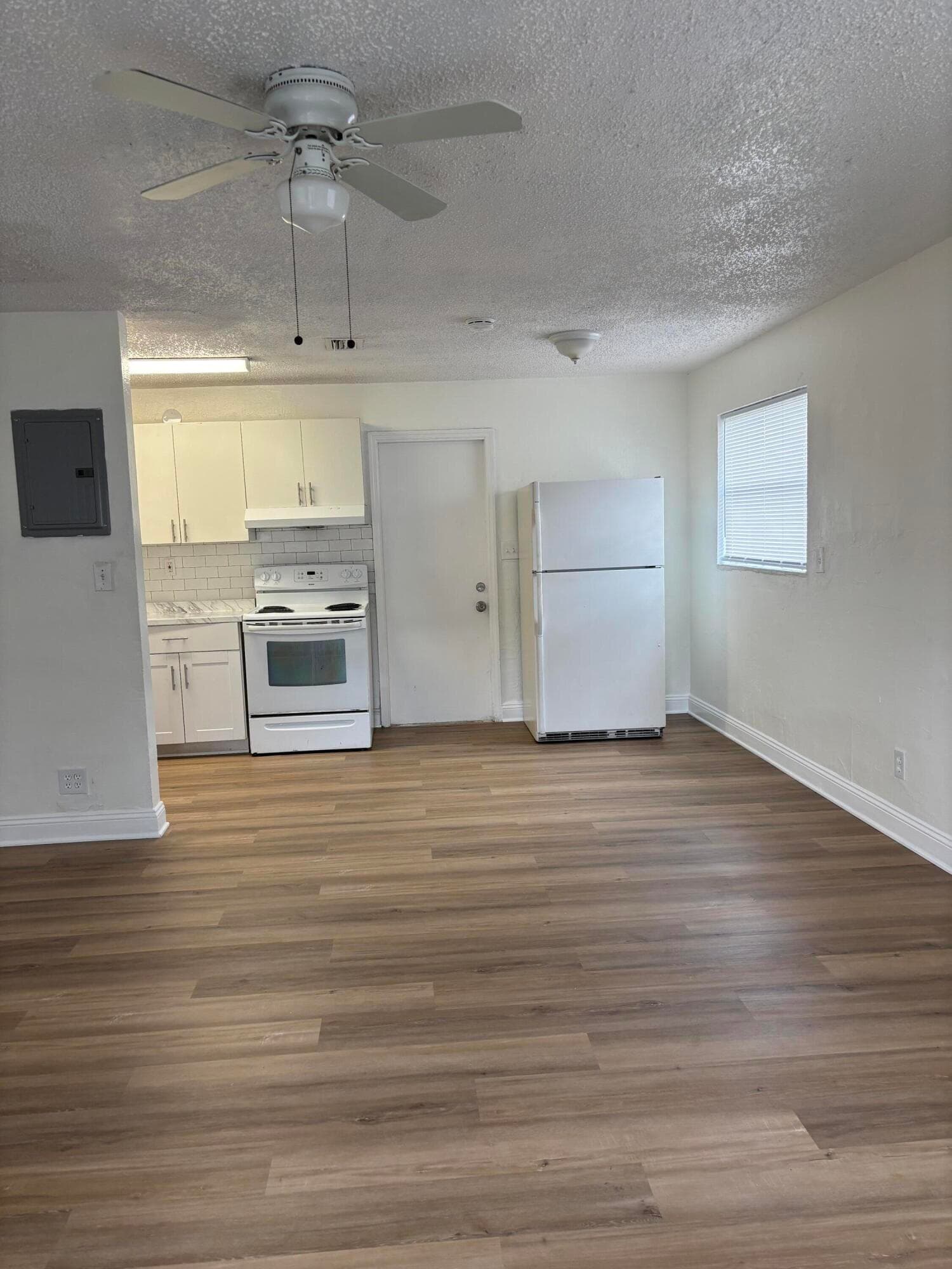 2632 NW 18th Terrace 2638, Oakland Park, FL 33311 — photo 3 of 20