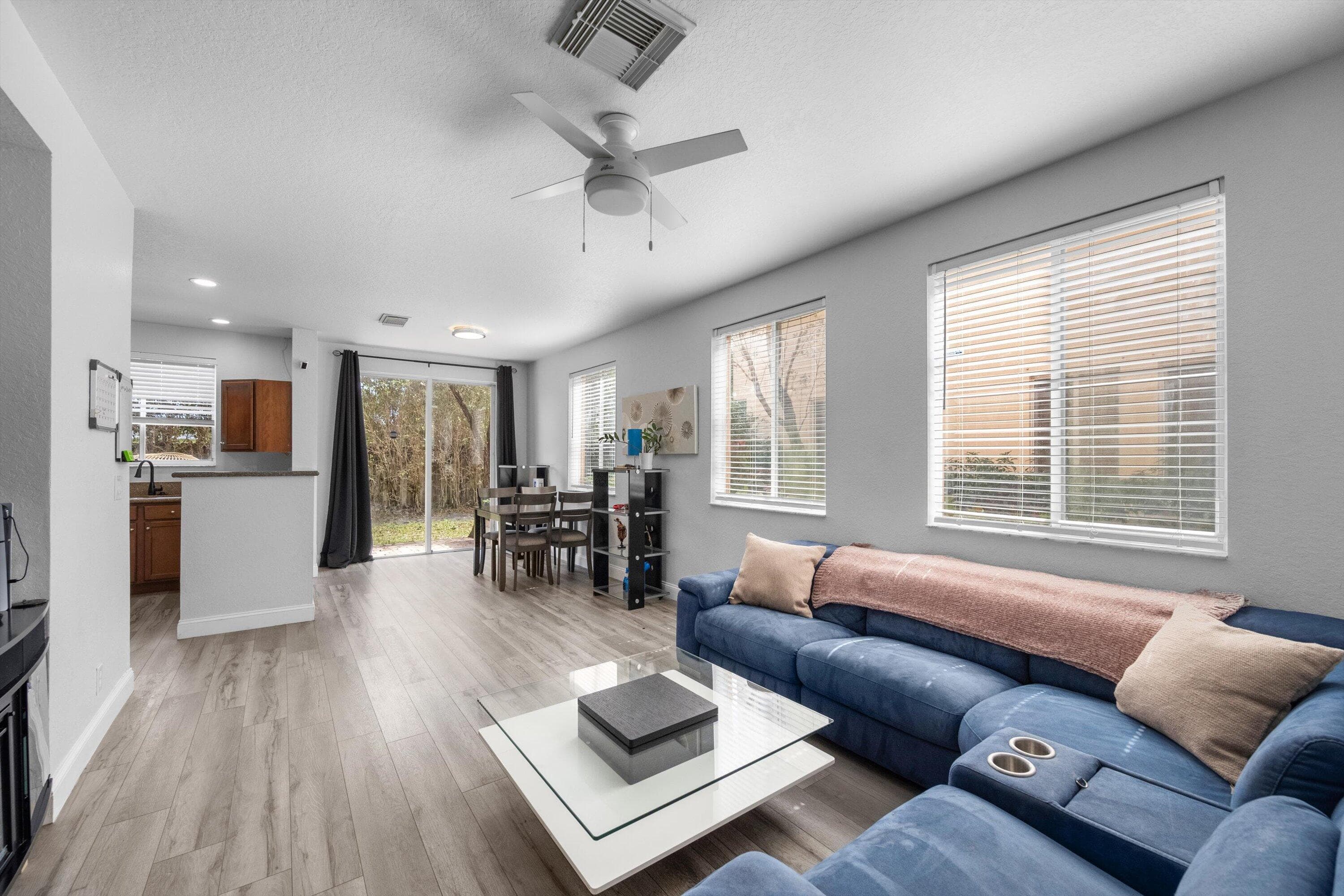3268 Mirella Drive, Riviera Beach, FL 33404 — photo 9 of 31