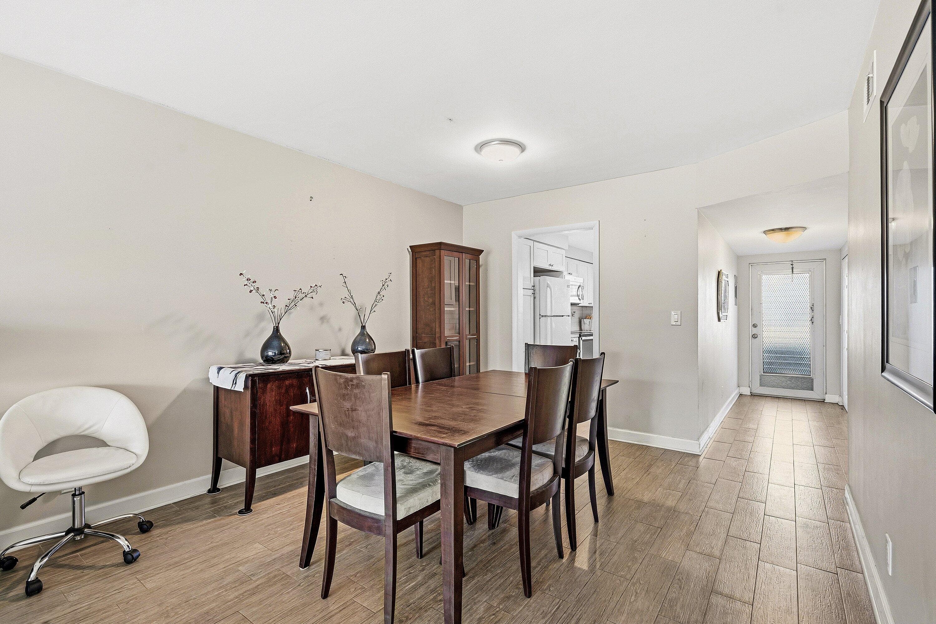 2440 SW 22nd Avenue 703, Delray Beach, FL 33445 — photo 5 of 35
