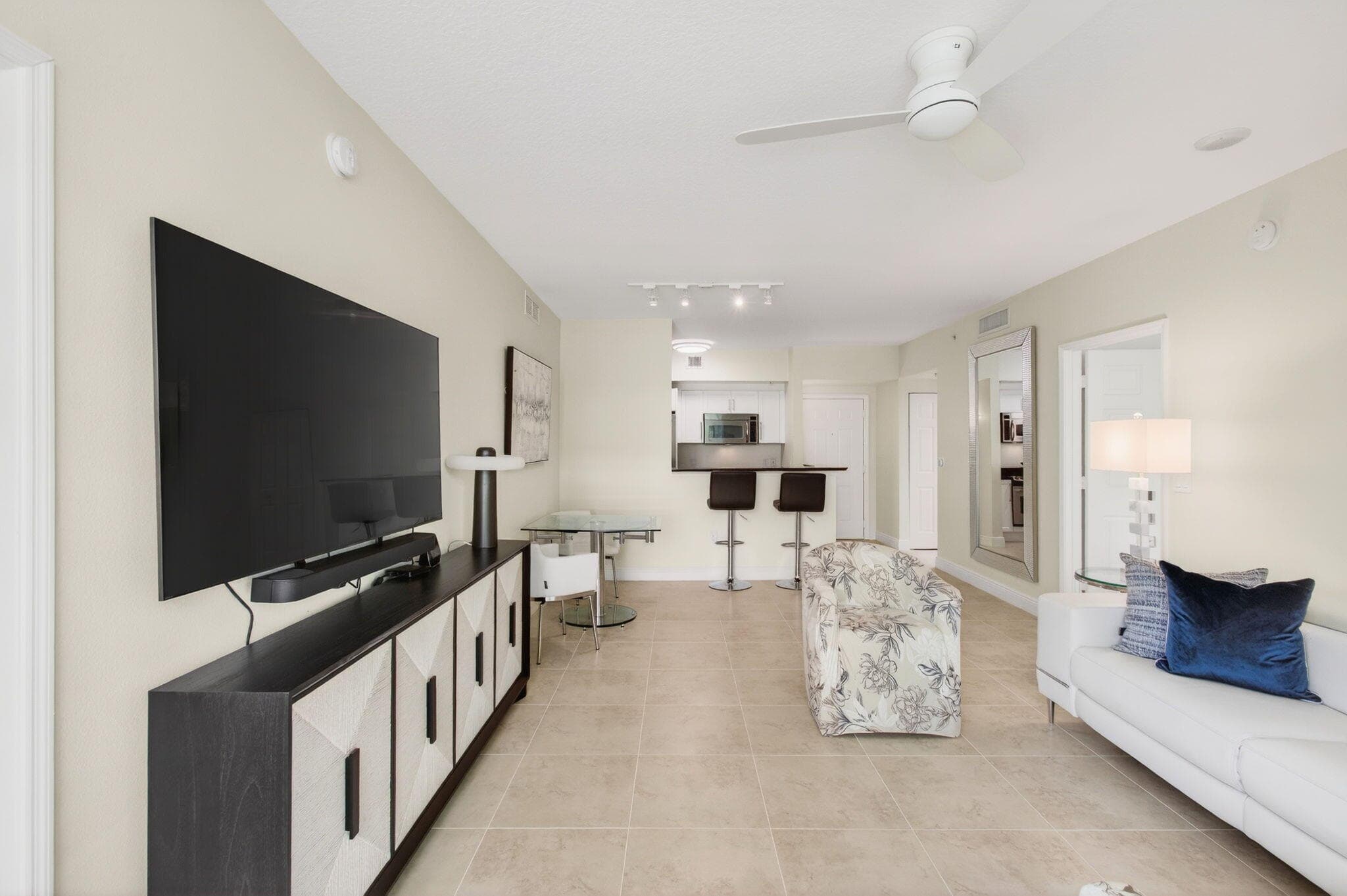 625 Casa Loma Boulevard 403, Boynton Beach, FL 33435 — photo 17 of 75