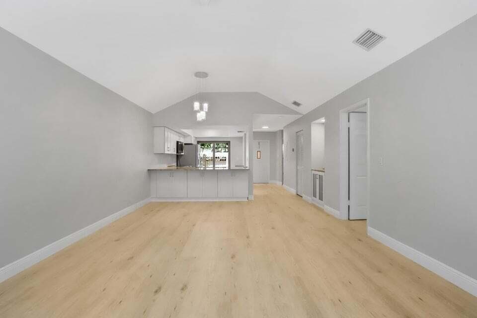 3113 Kingswood Terrace, Boca Raton, FL 33431 — photo 4 of 23