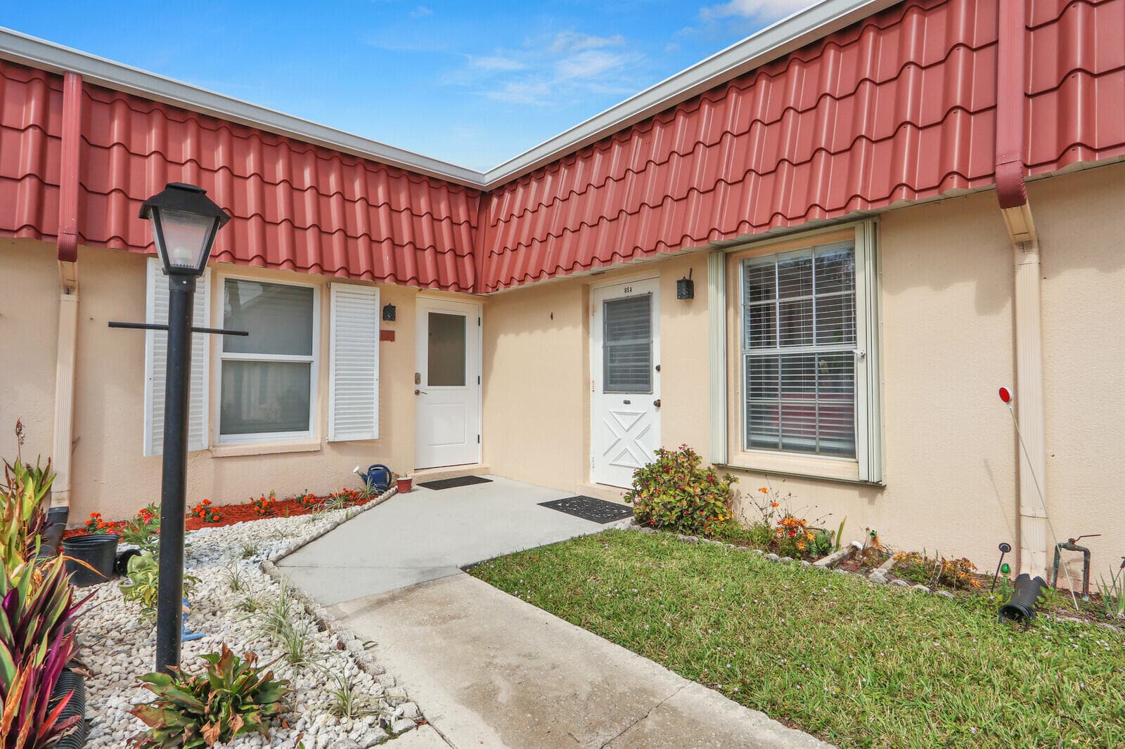 615 Laconia Circle A, Lake Worth, FL 33467 — photo 1 of 37