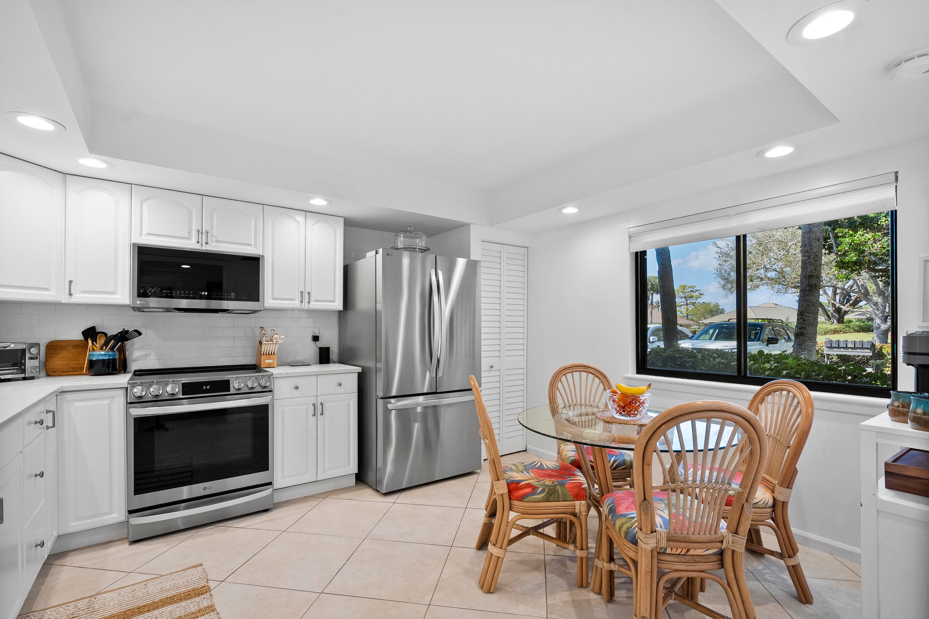 5172 SE Club Way 108, Stuart, FL 34997 — photo 6 of 47