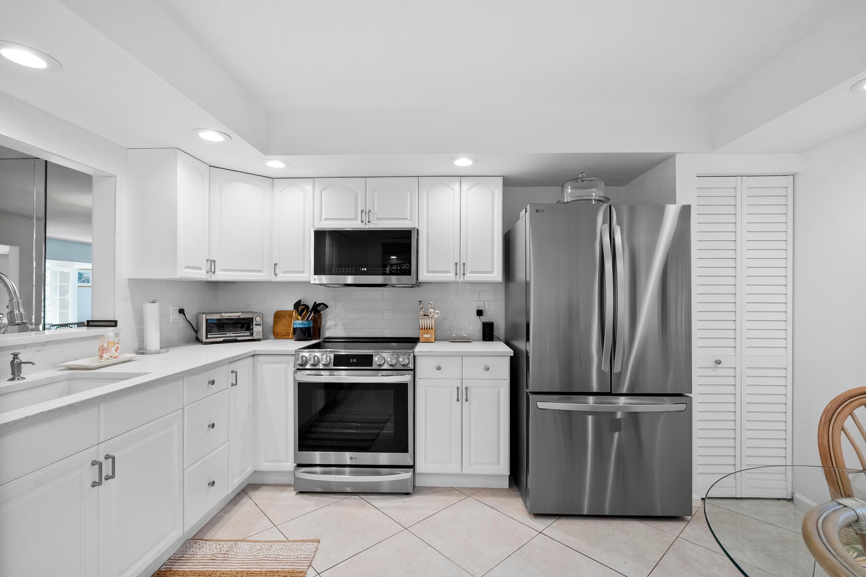 5172 SE Club Way 108, Stuart, FL 34997 — photo 8 of 47