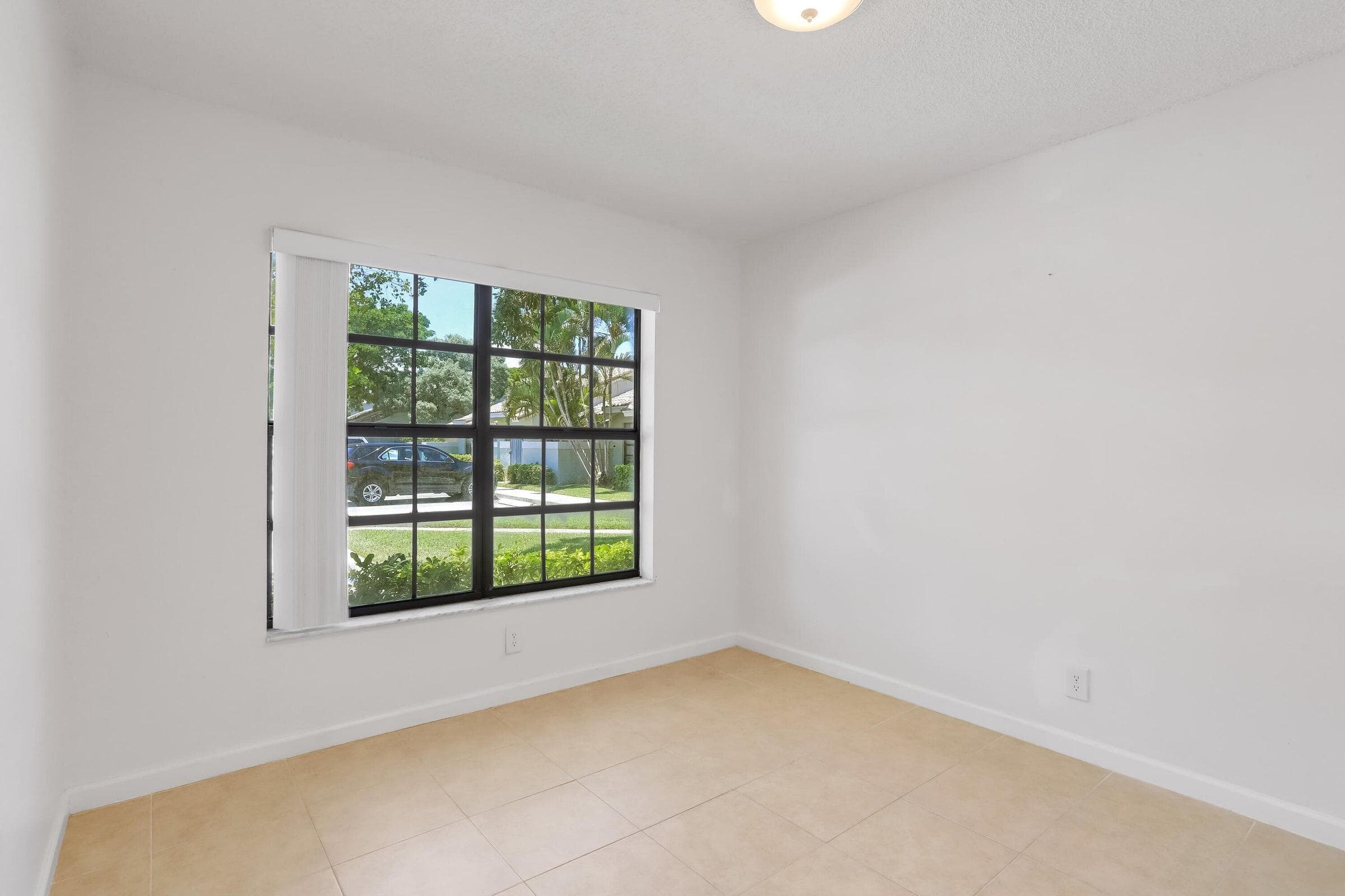 470 Hardwood Place, Boca Raton, FL 33431 — photo 5 of 23