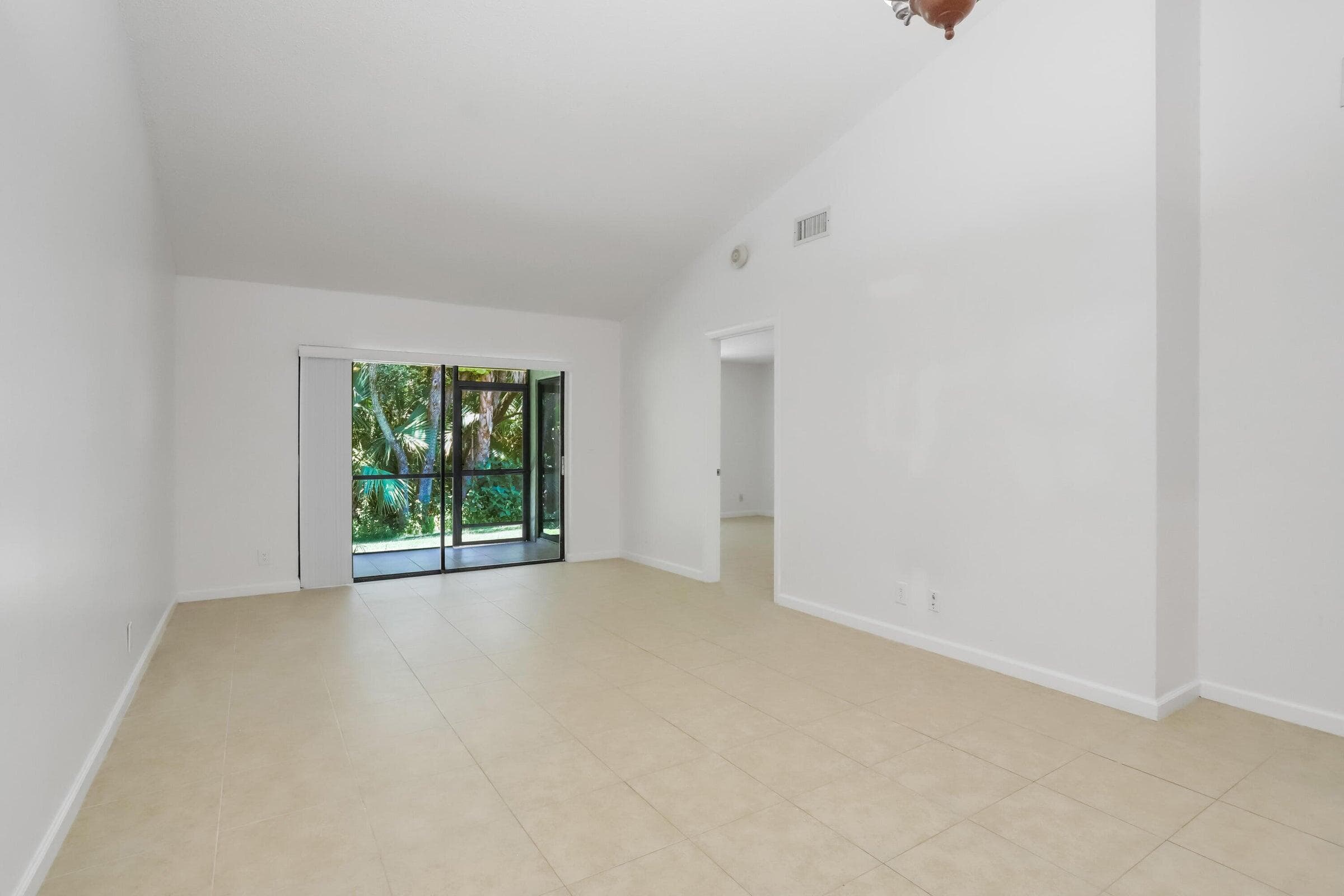 470 Hardwood Place, Boca Raton, FL 33431 — photo 12 of 23