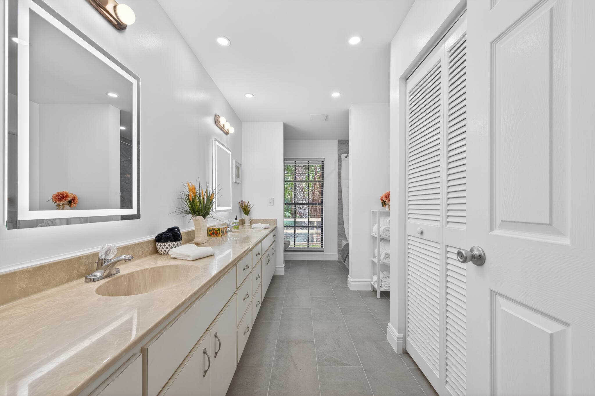 8166 N 155th Place, Palm Beach Gardens, FL 33418 — photo 16 of 20