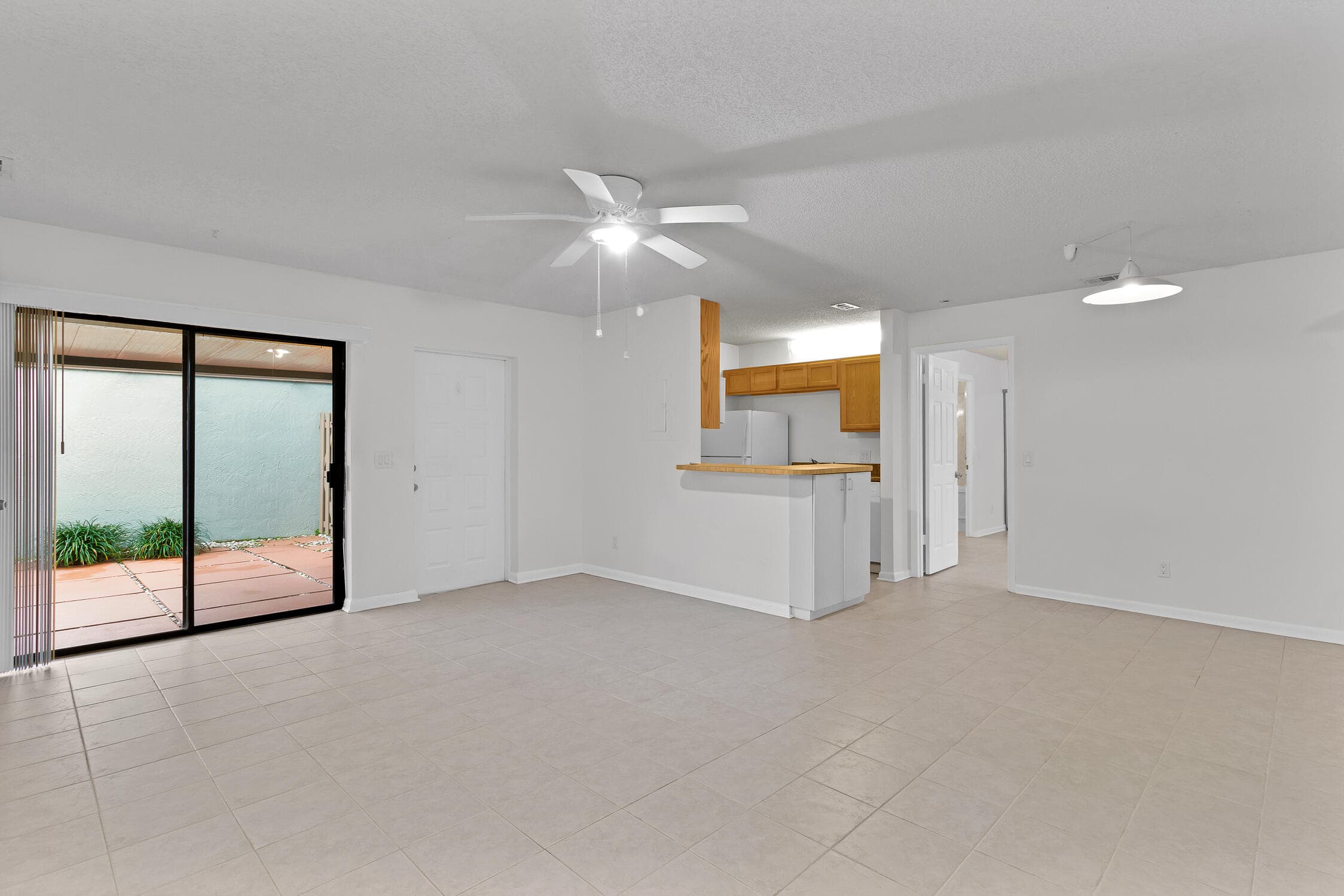 1136 Breezy Way 3b, Sebastian, FL 32958 — photo 6 of 34