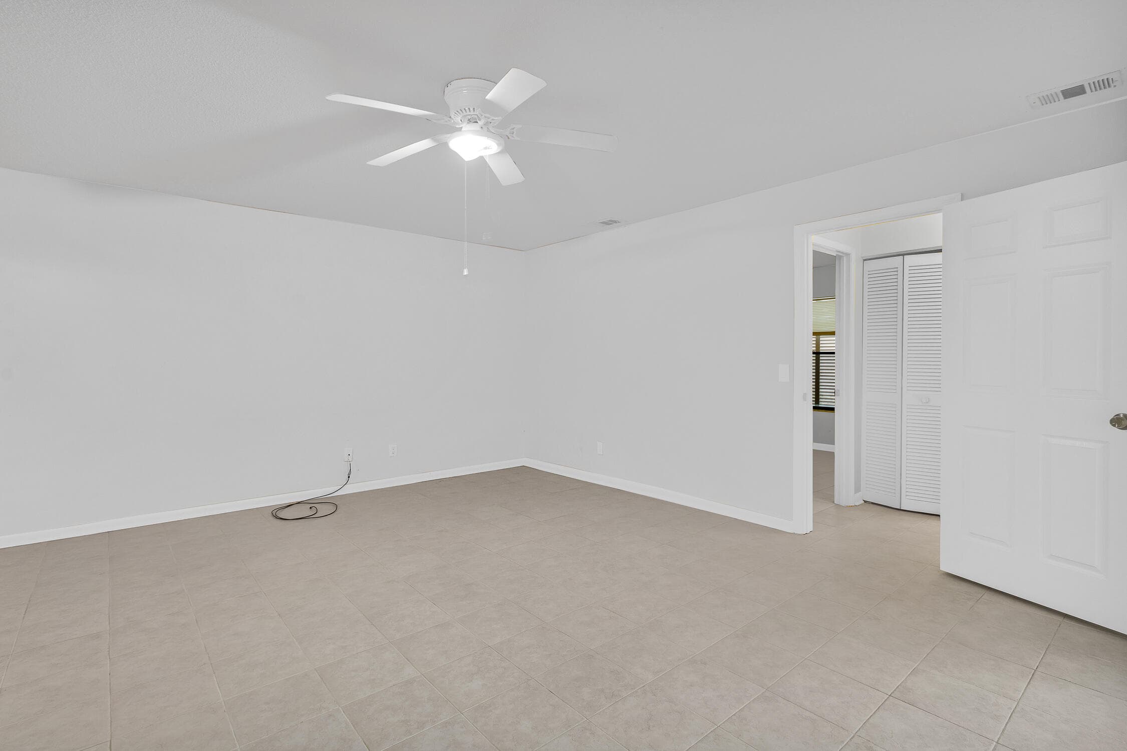 1136 Breezy Way 3b, Sebastian, FL 32958 — photo 7 of 34
