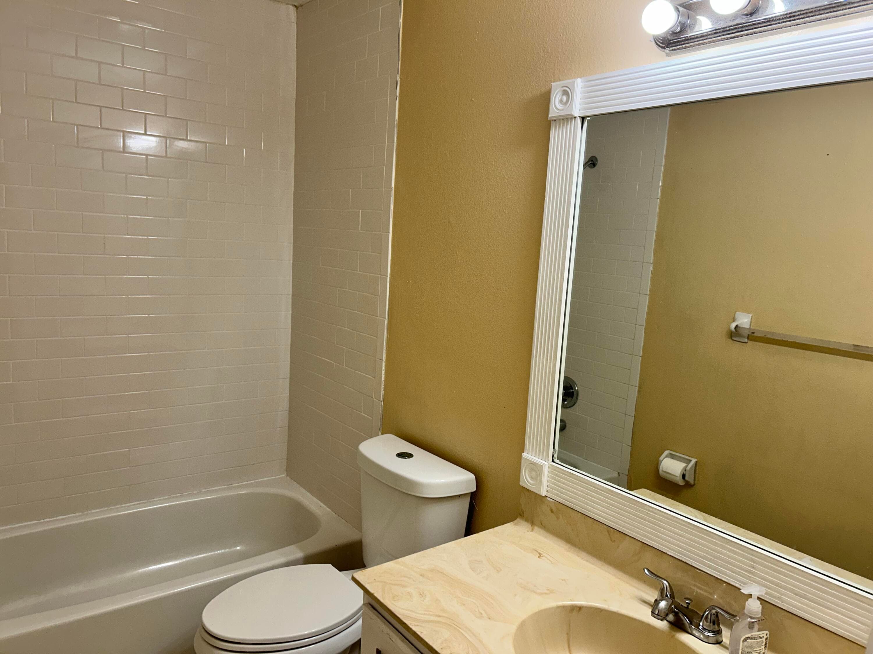 2513 S 17th Street 207, Fort Pierce, FL 34982 — photo 10 of 11