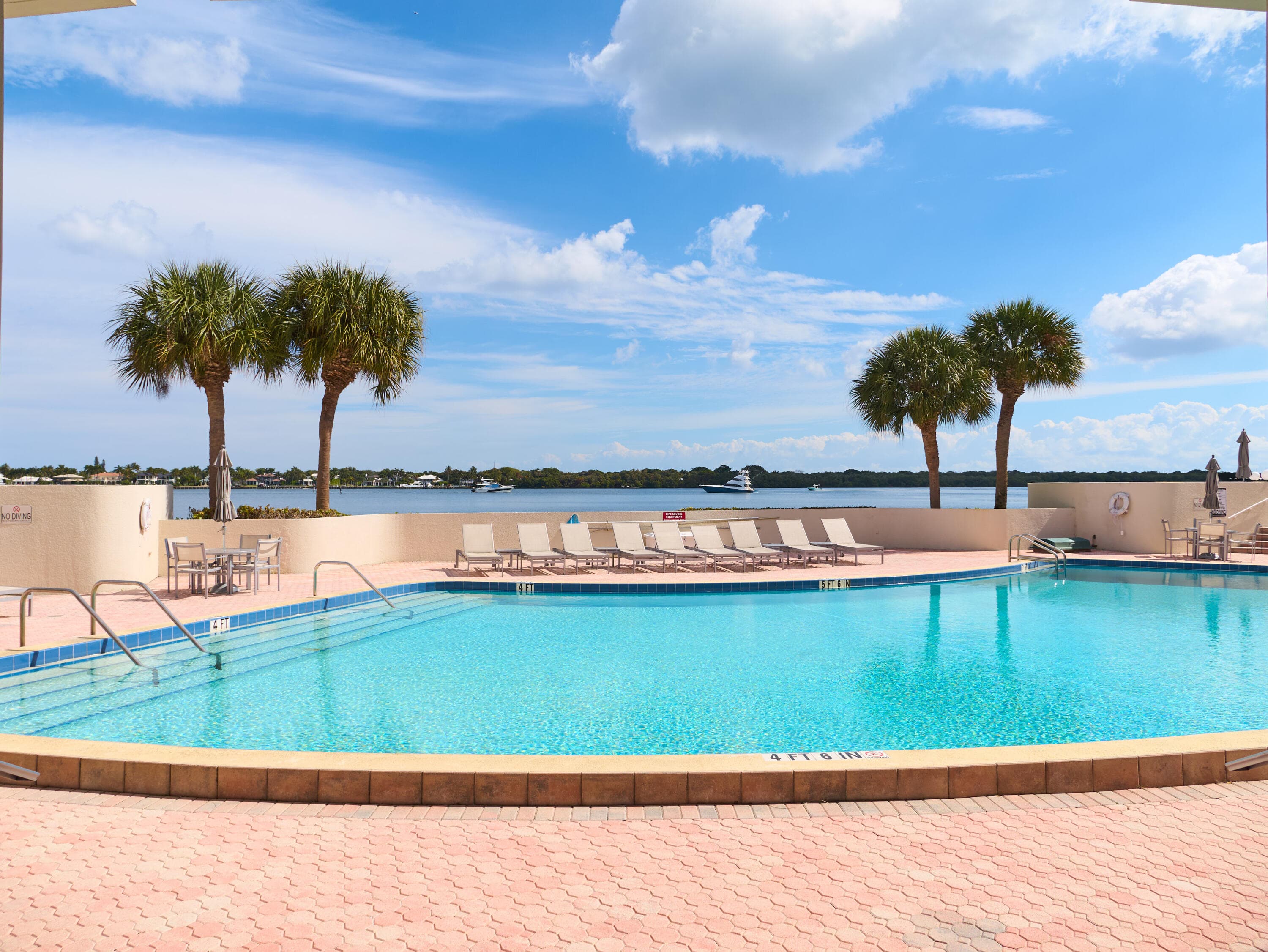 124 Lakeshore Drive 829, North Palm Beach, FL 33408 — photo 27 of 35