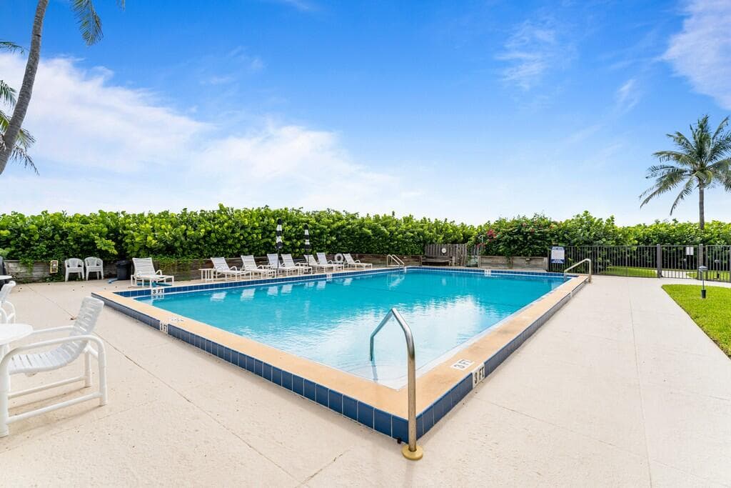 2051 NE Ocean Boulevard C13, Stuart, FL 34996 — photo 45 of 48