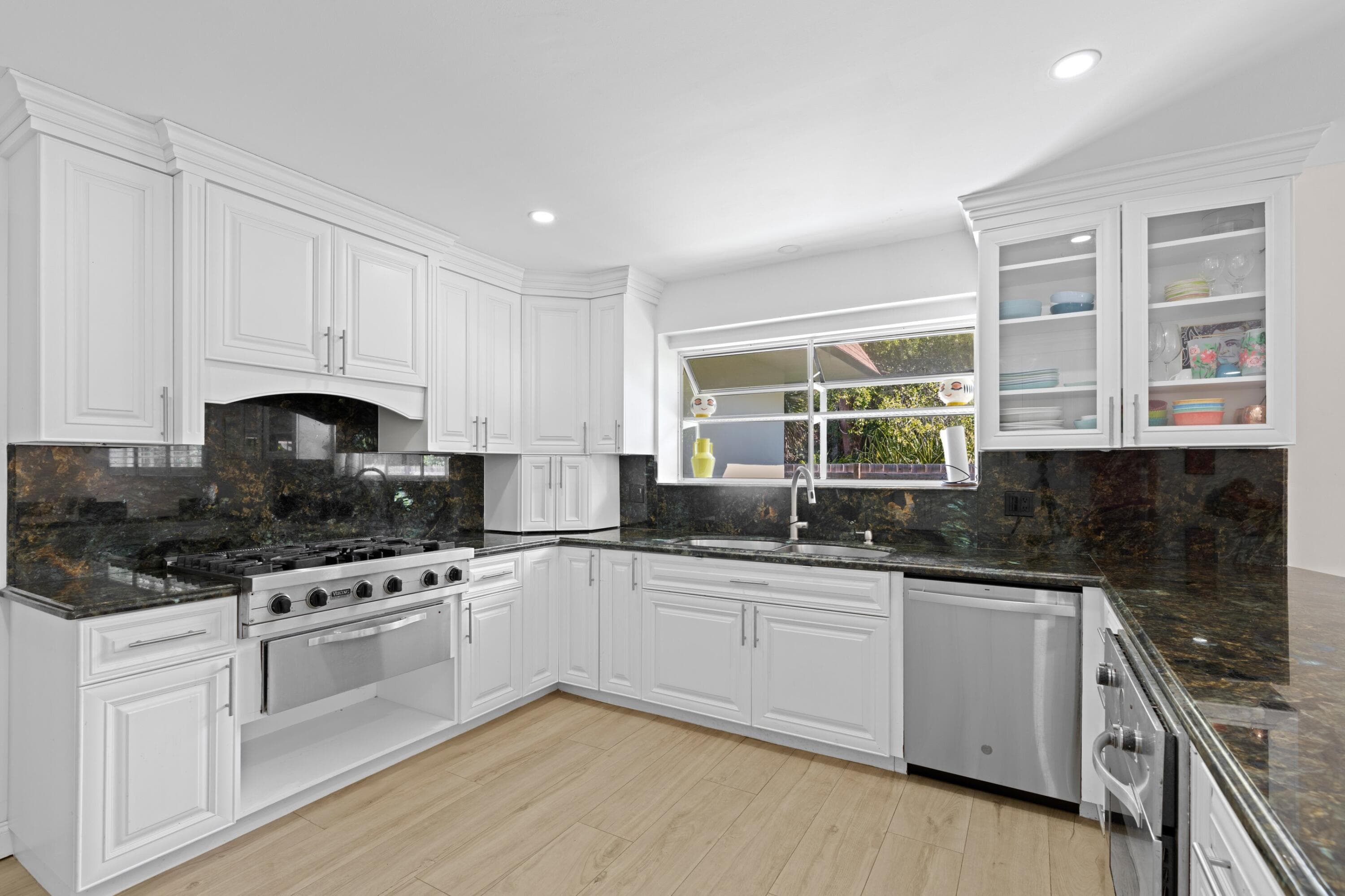 486 NW 1st Street, Boca Raton, FL 33432 — photo 12 of 48