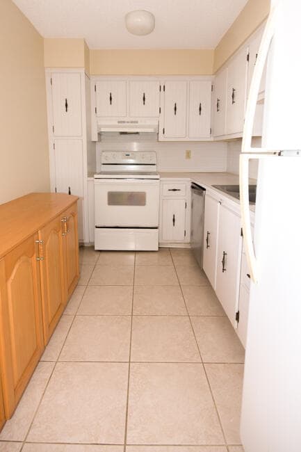 3575 S Ocean Boulevard 408, South Palm Beach, FL 33480 — photo 8 of 30