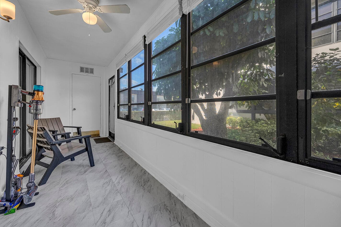 162 Capri D, Delray Beach, FL 33484 — photo 14 of 19
