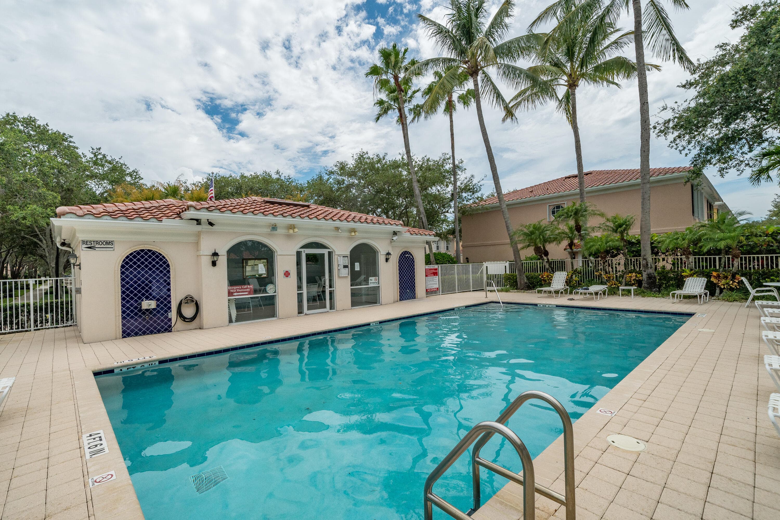3 Oakland Court, Tequesta, FL 33469 — photo 42 of 48