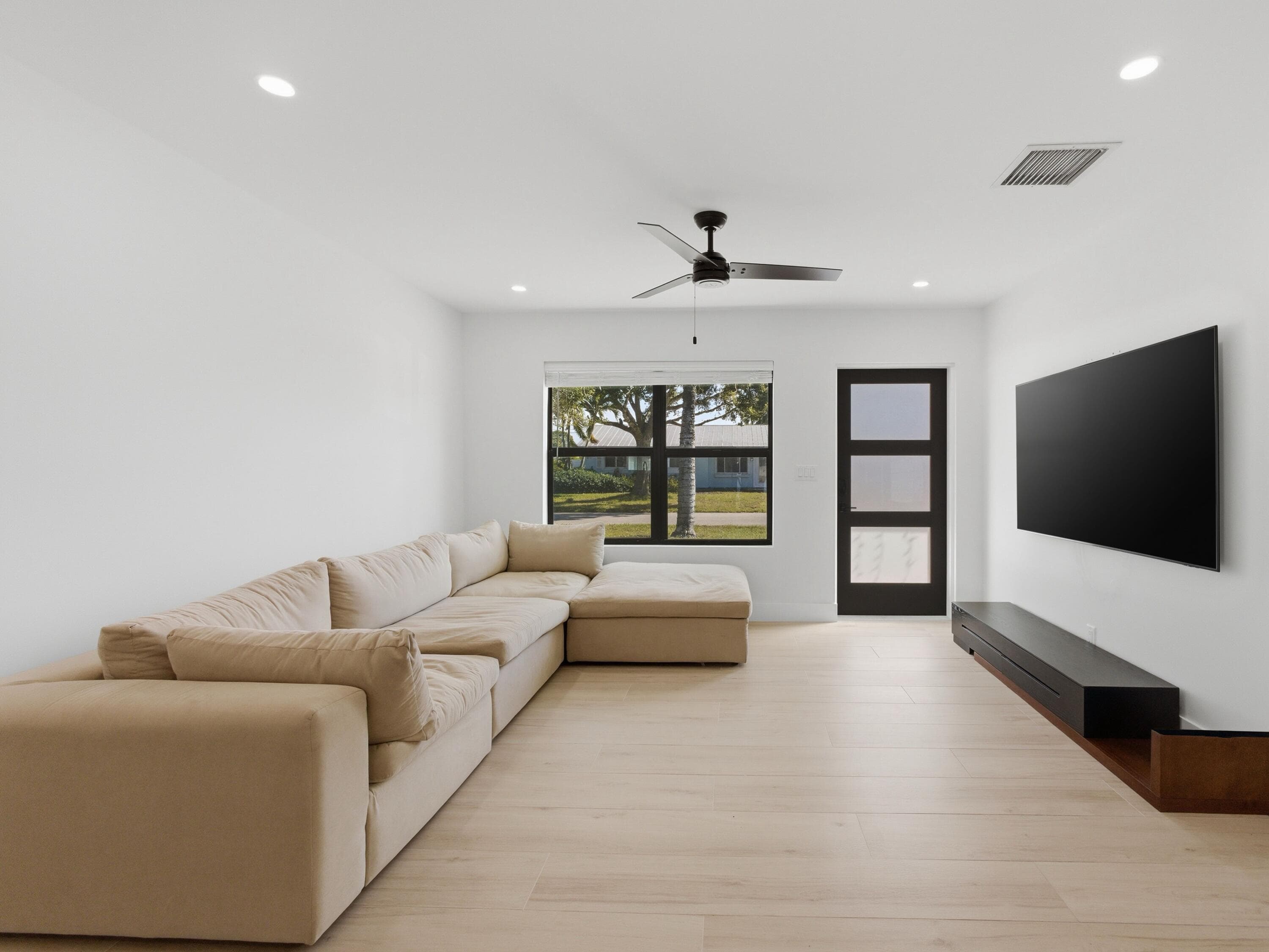 19124 SE Fearnley Drive, Jupiter, FL 33469 — photo 4 of 35
