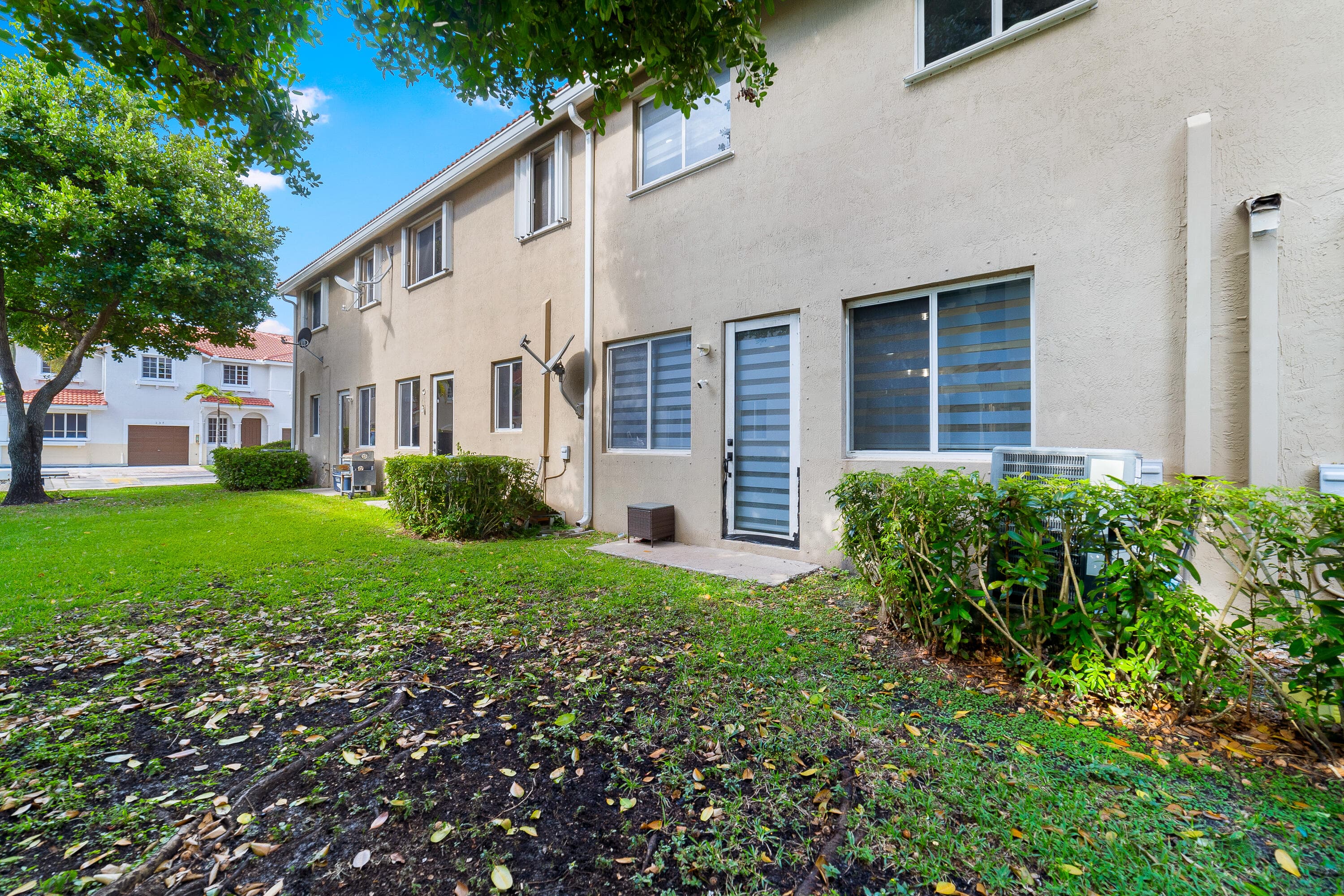 21105 NW 14th Place 4, Miami Gardens, FL 33169 — photo 45 of 66