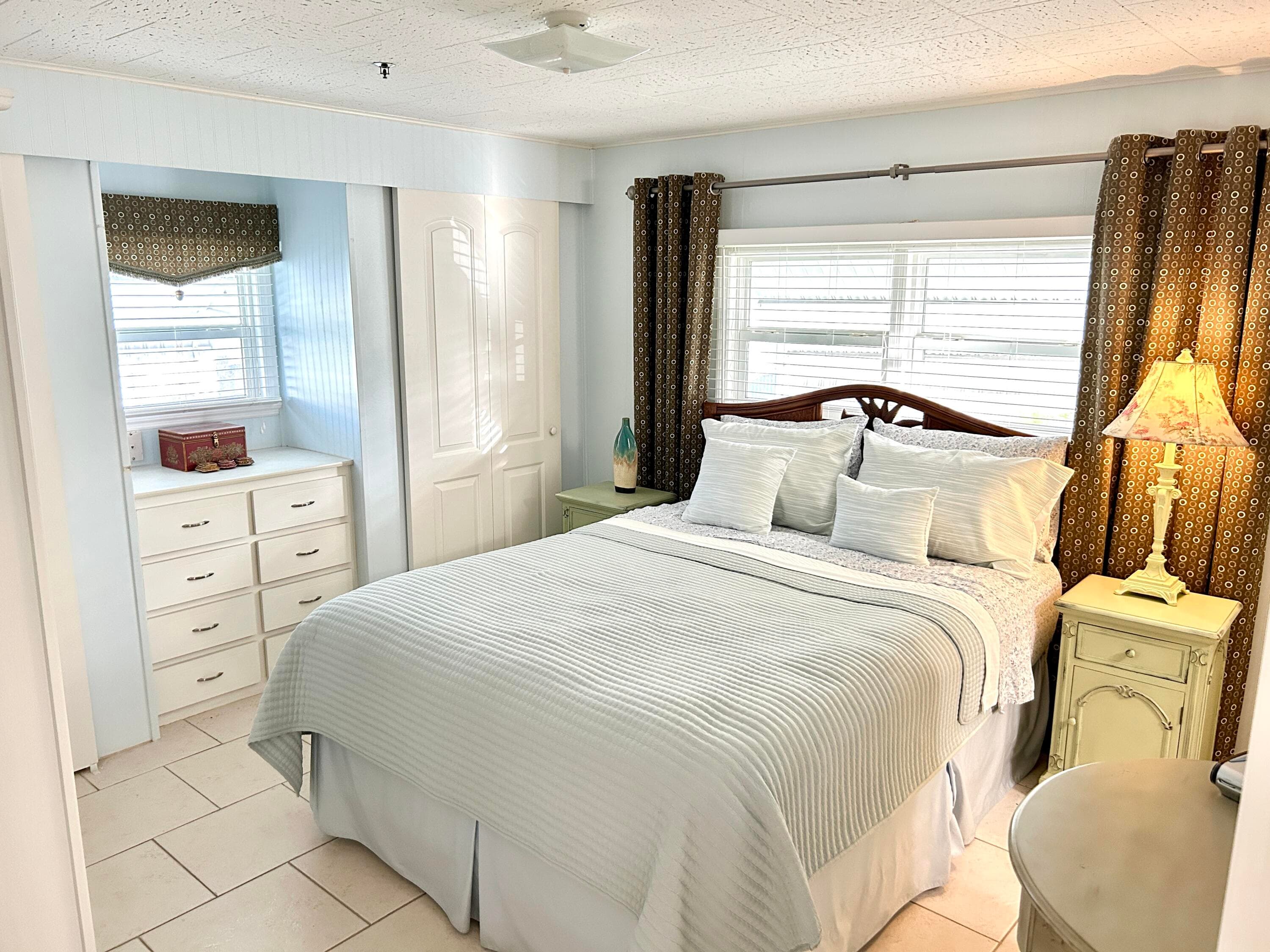 1401 S 33 Road, Hollywood, FL 33021 — photo 15 of 44