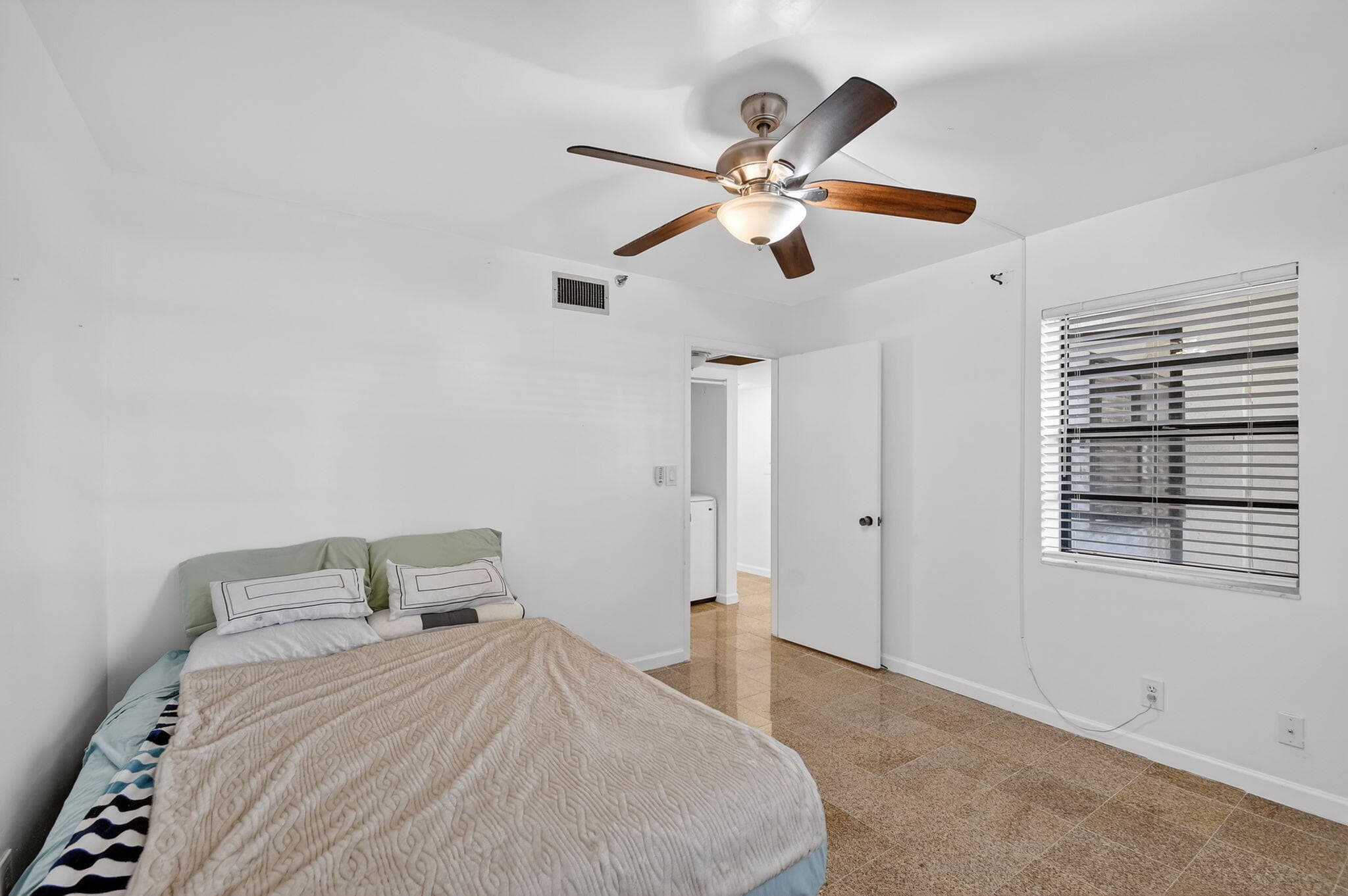 7030 Half Moon Circle 117, Hypoluxo, FL 33462 — photo 37 of 79