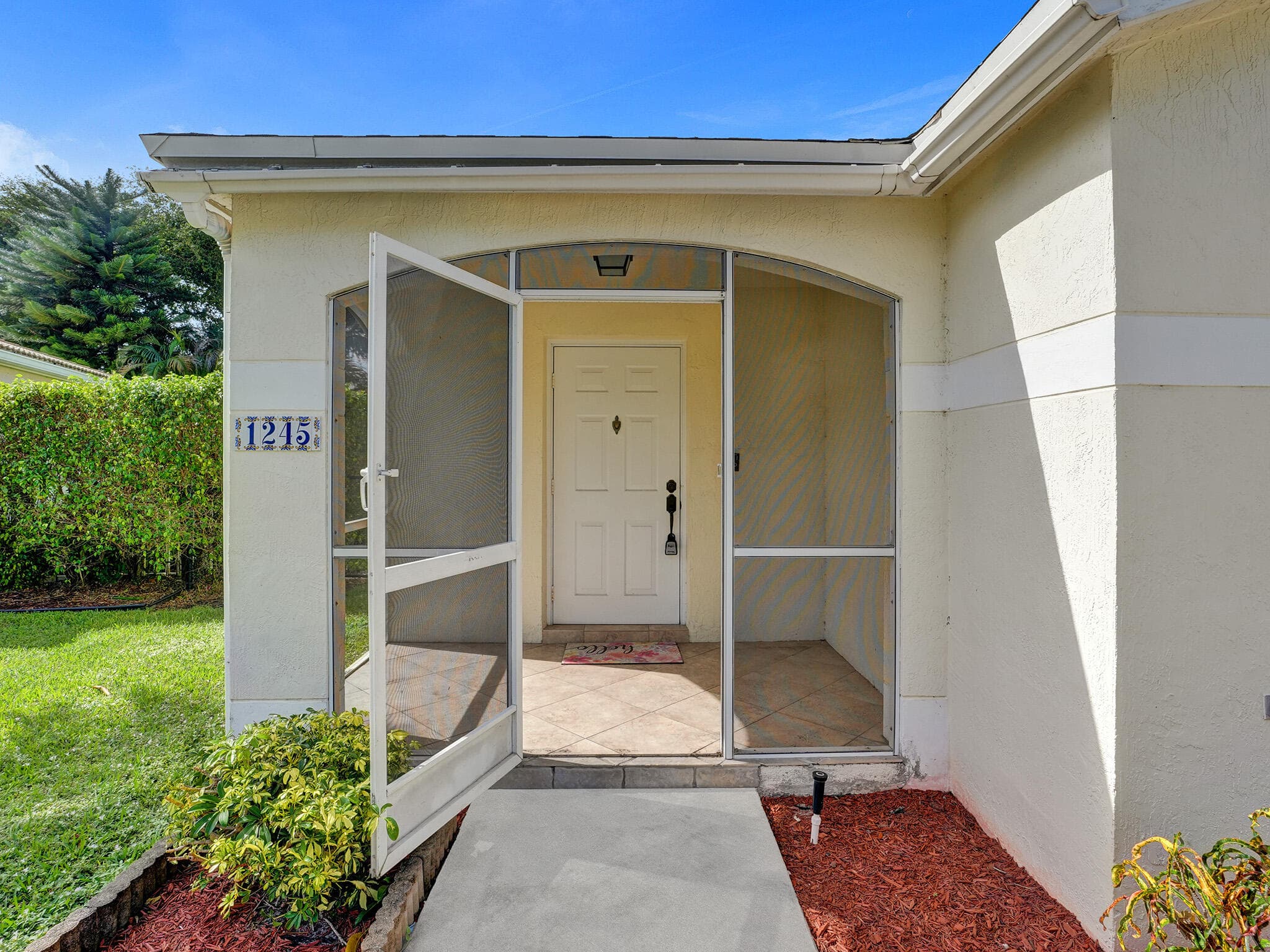 1245 SW 46th Way, Deerfield Beach, FL 33442 — photo 4 of 38