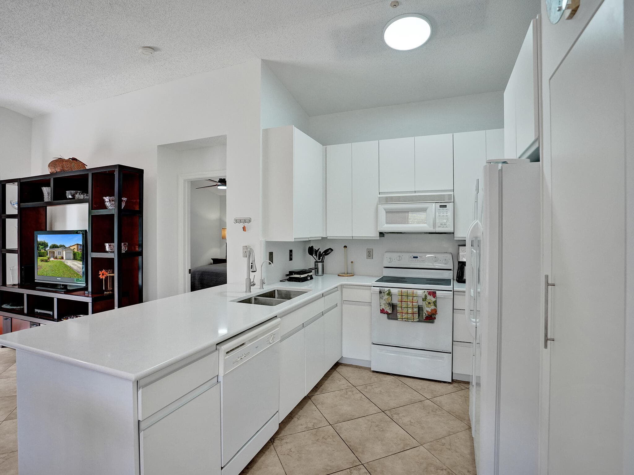 1245 SW 46th Way, Deerfield Beach, FL 33442 — photo 12 of 38