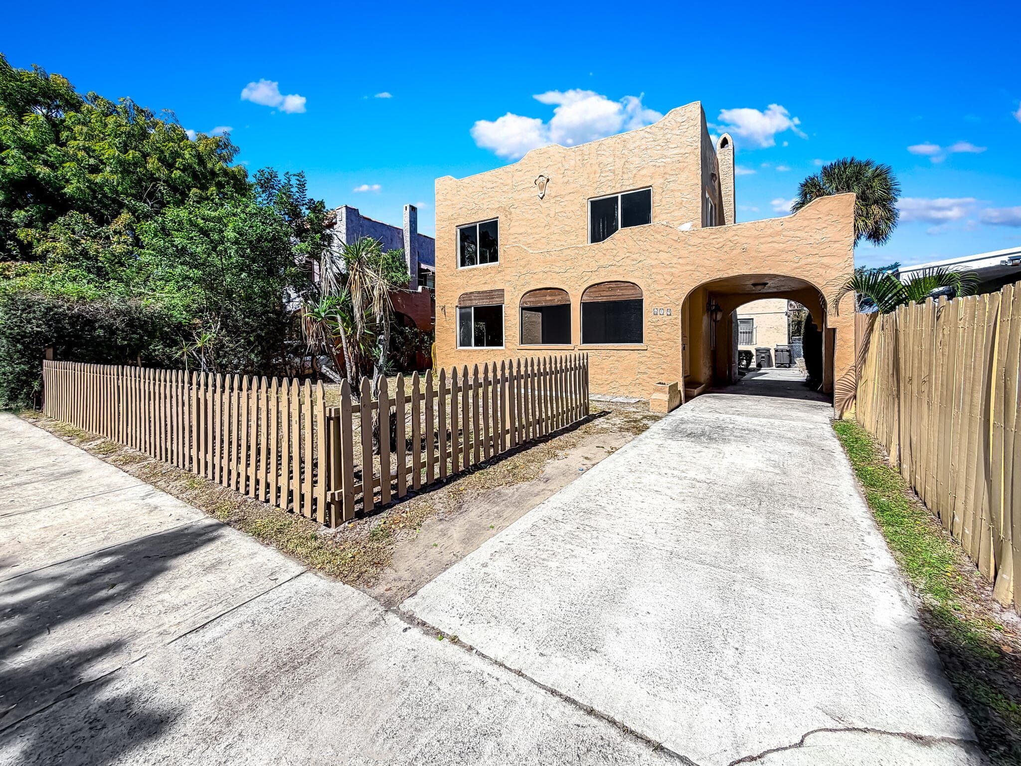 619 30th Street, West Palm Beach, FL 33407 — photo 6 of 57
