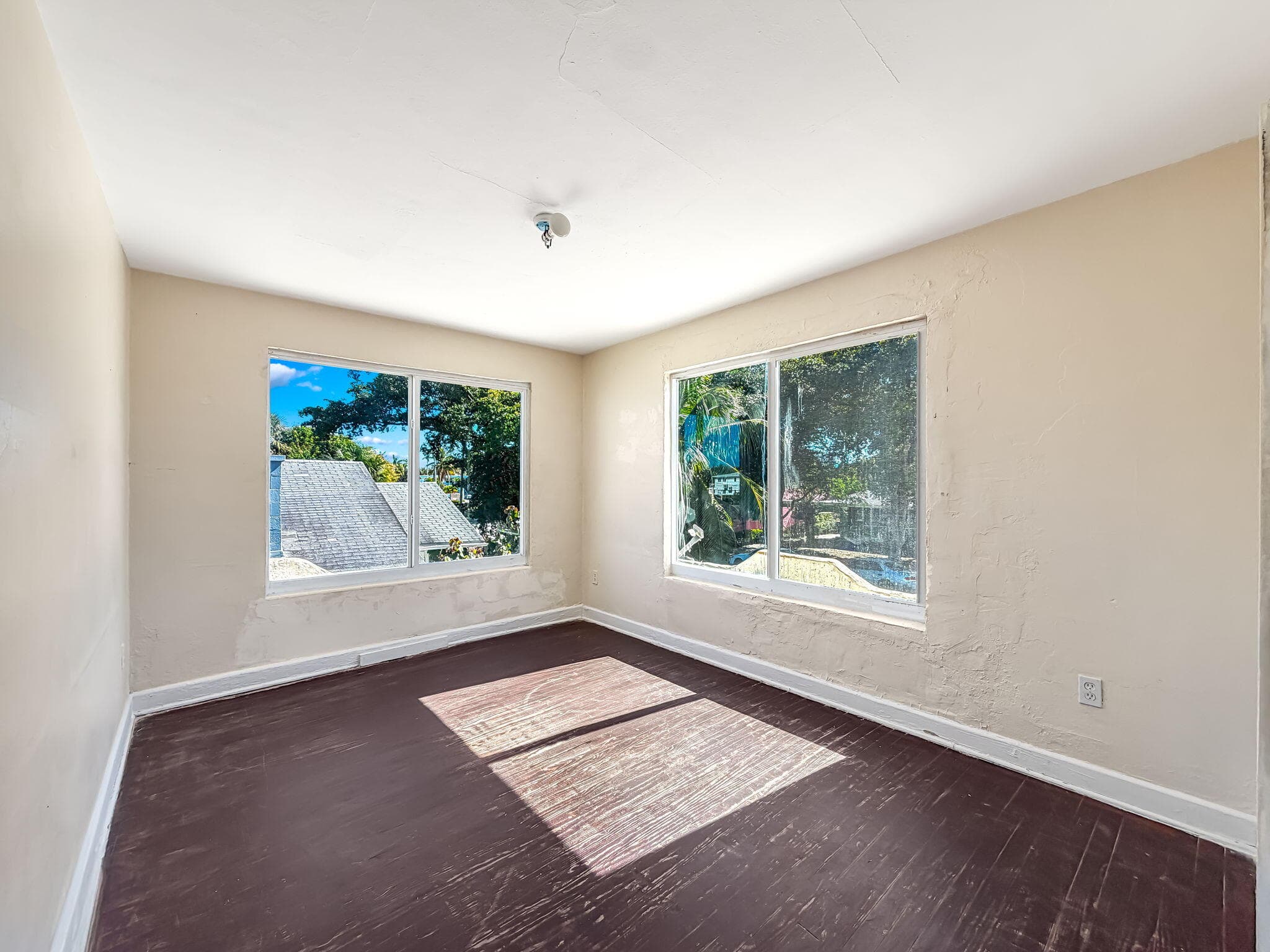 619 30th Street, West Palm Beach, FL 33407 — photo 29 of 57
