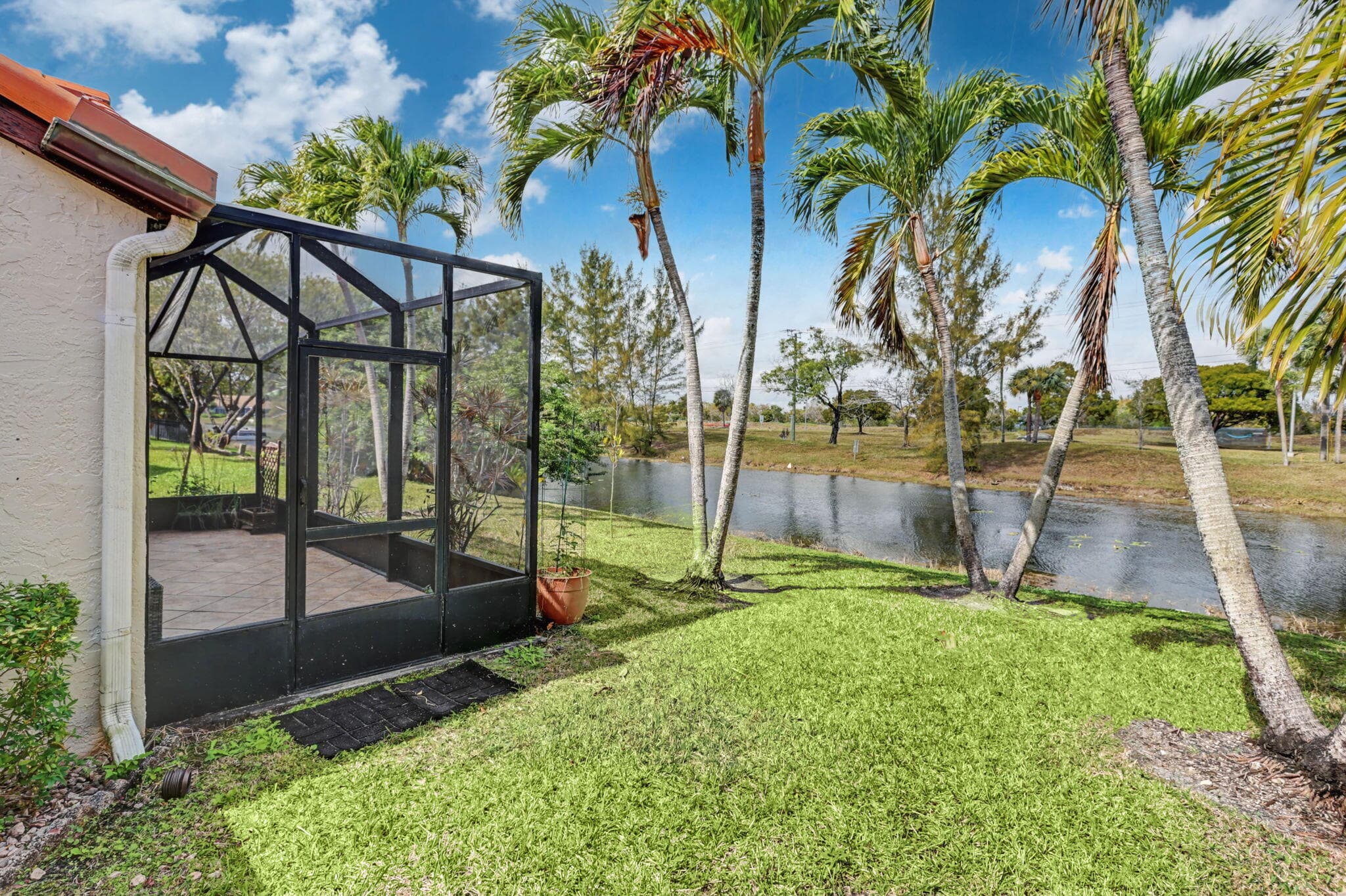 17 Columbia Court, Deerfield Beach, FL 33442 — photo 15 of 43