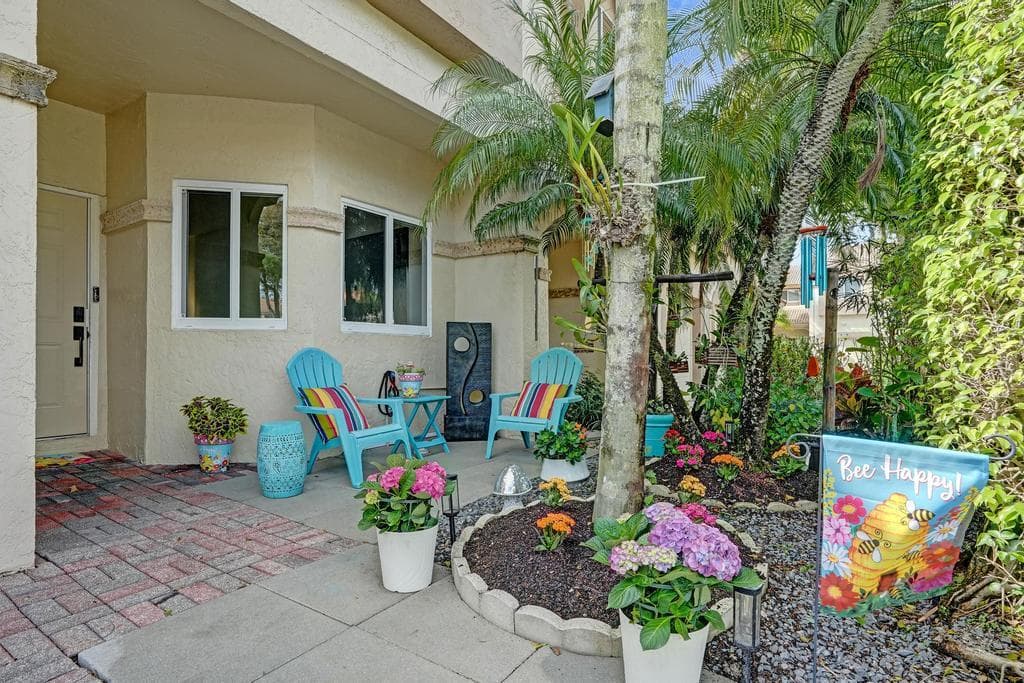 6800 Via Regina, Boca Raton, FL 33433 — photo 3 of 58