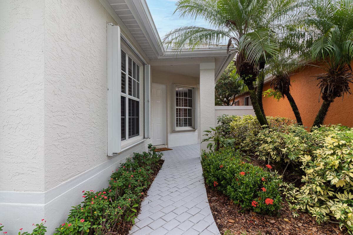 2432 SW Brookwood Lane, Palm City, FL 34990 — photo 4 of 38
