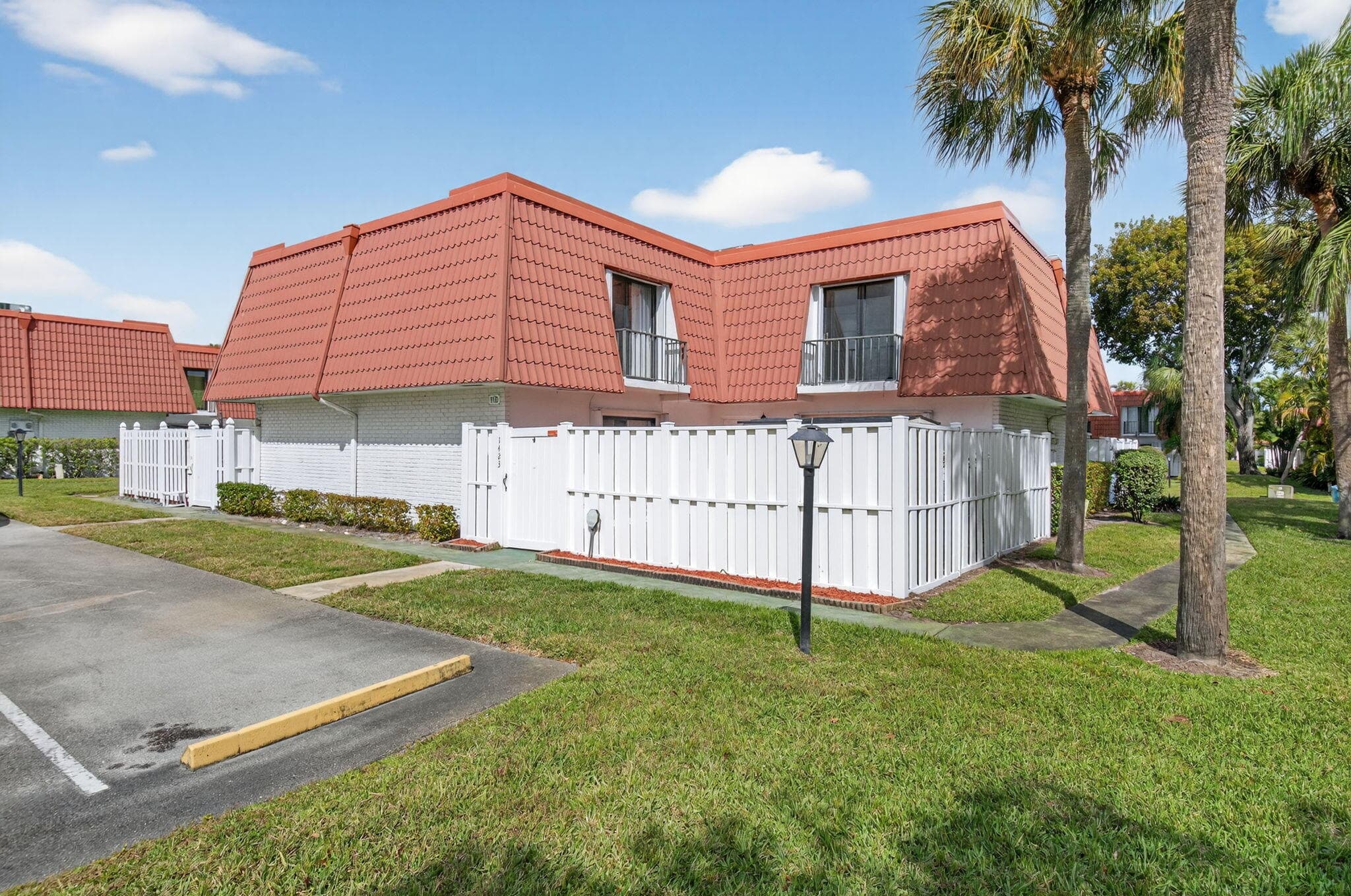 1423 SW 28th Avenue 11 B, Boynton Beach, FL 33426 — photo 3 of 27