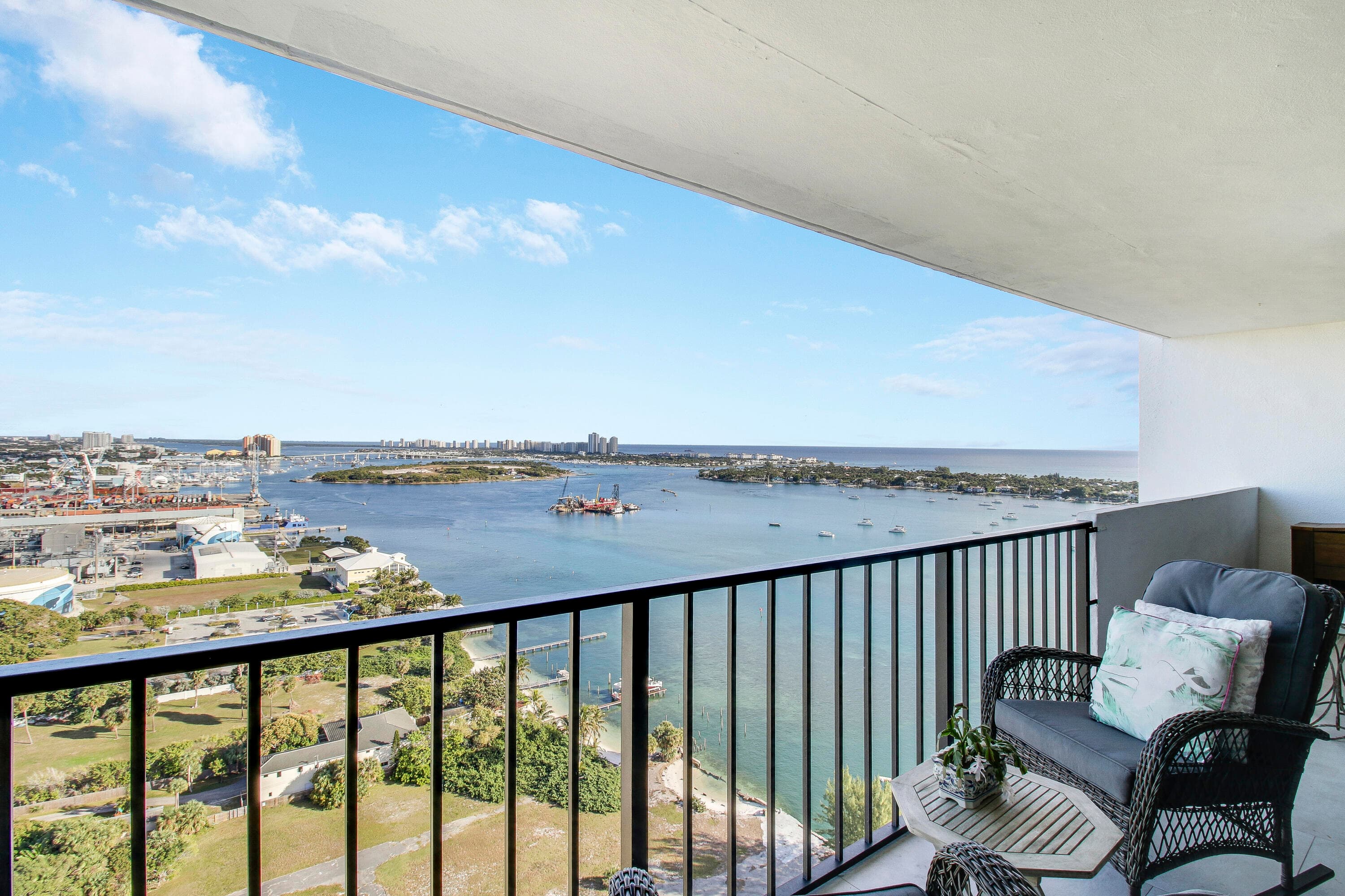 5600 N Flagler Drive Ph107, West Palm Beach, FL 33407 — photo 12 of 15
